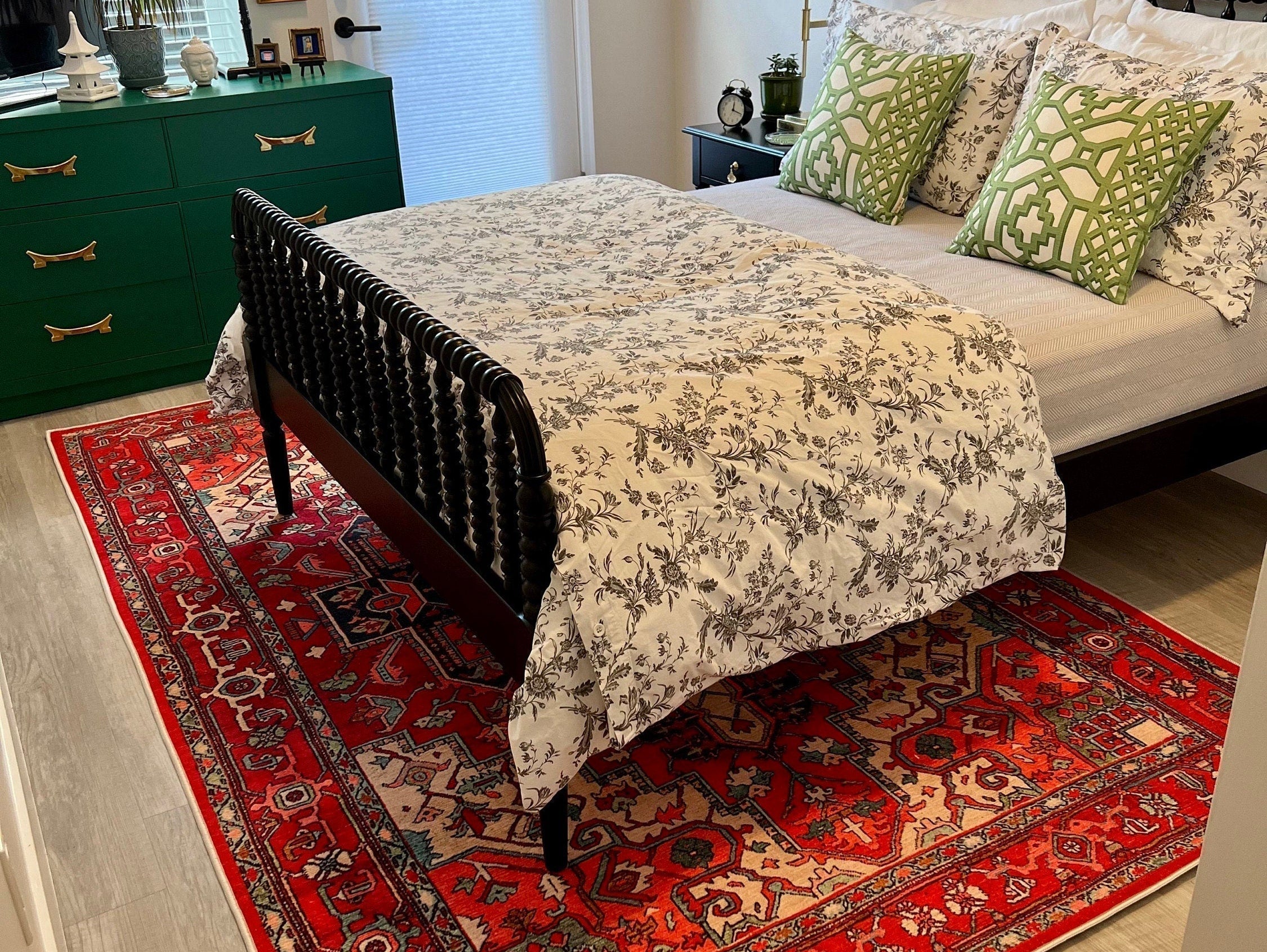 Spice Up Your Space: Interior Styling with Red Rugs