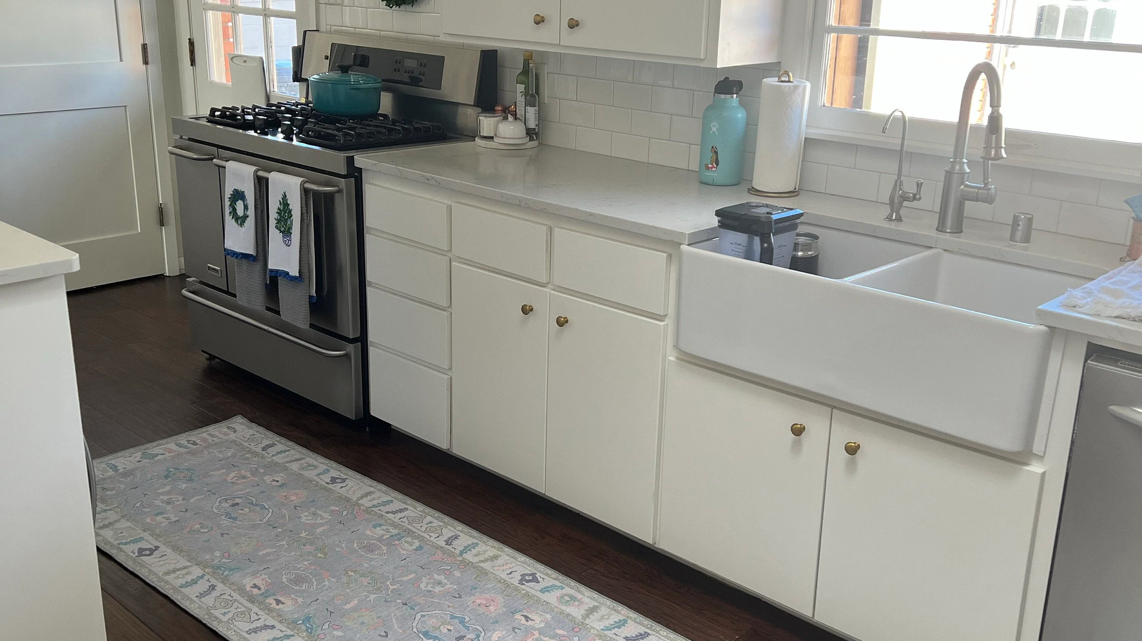 Aviana washable kitchen runner rug in a modern kitchen, designed for everyday durability and style.