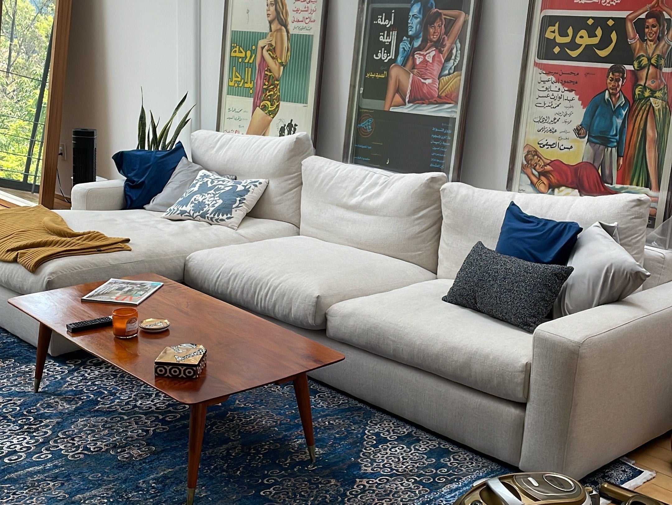 How to Pick the Right Rug to Match with Your Hardwood Floors