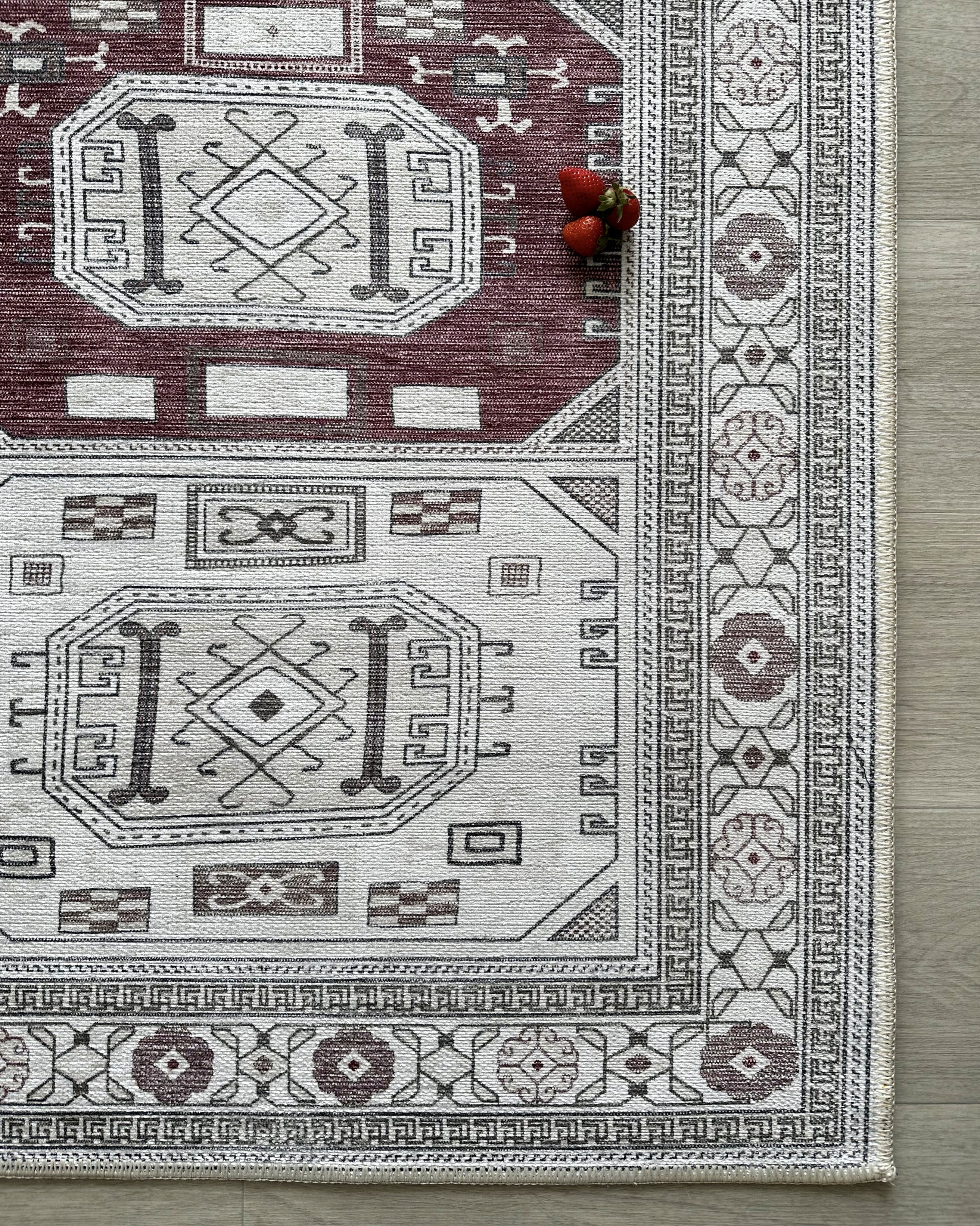 Jianna Modern Turkish Cream Burgundy Rug