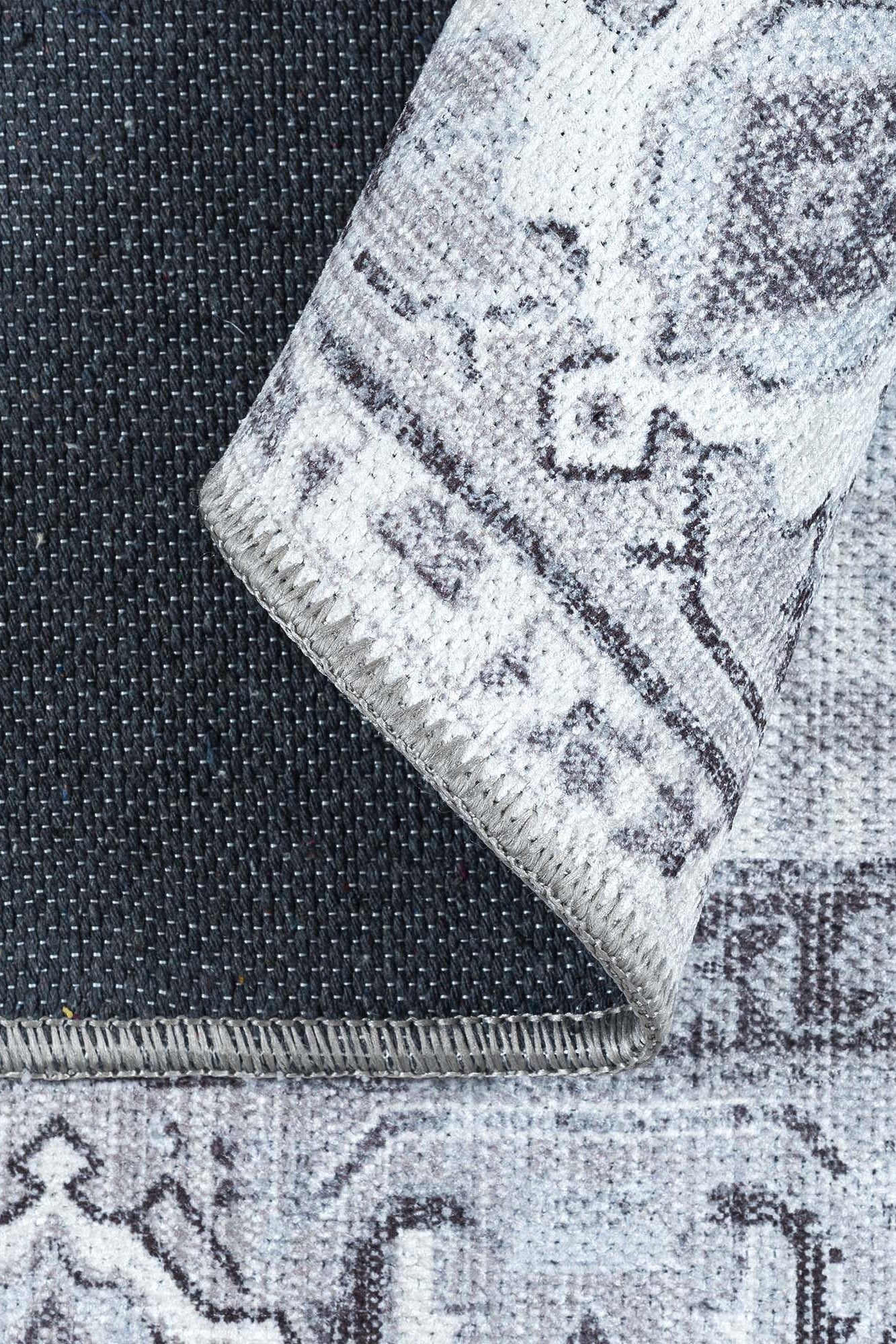 Pastel Heriz Light Gray Area Rug