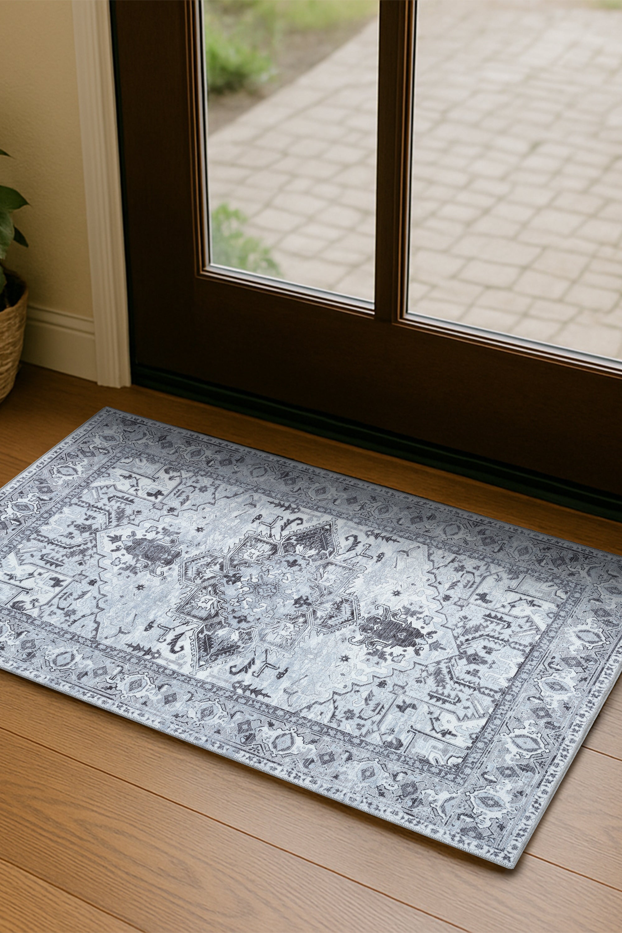 Pastel Heriz Light Gray Area Rug