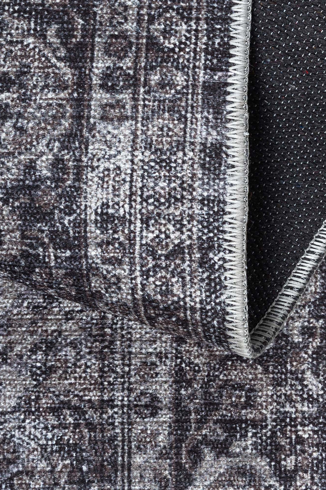 Valerie Distressed Persian Newburg Green & Olive Rug