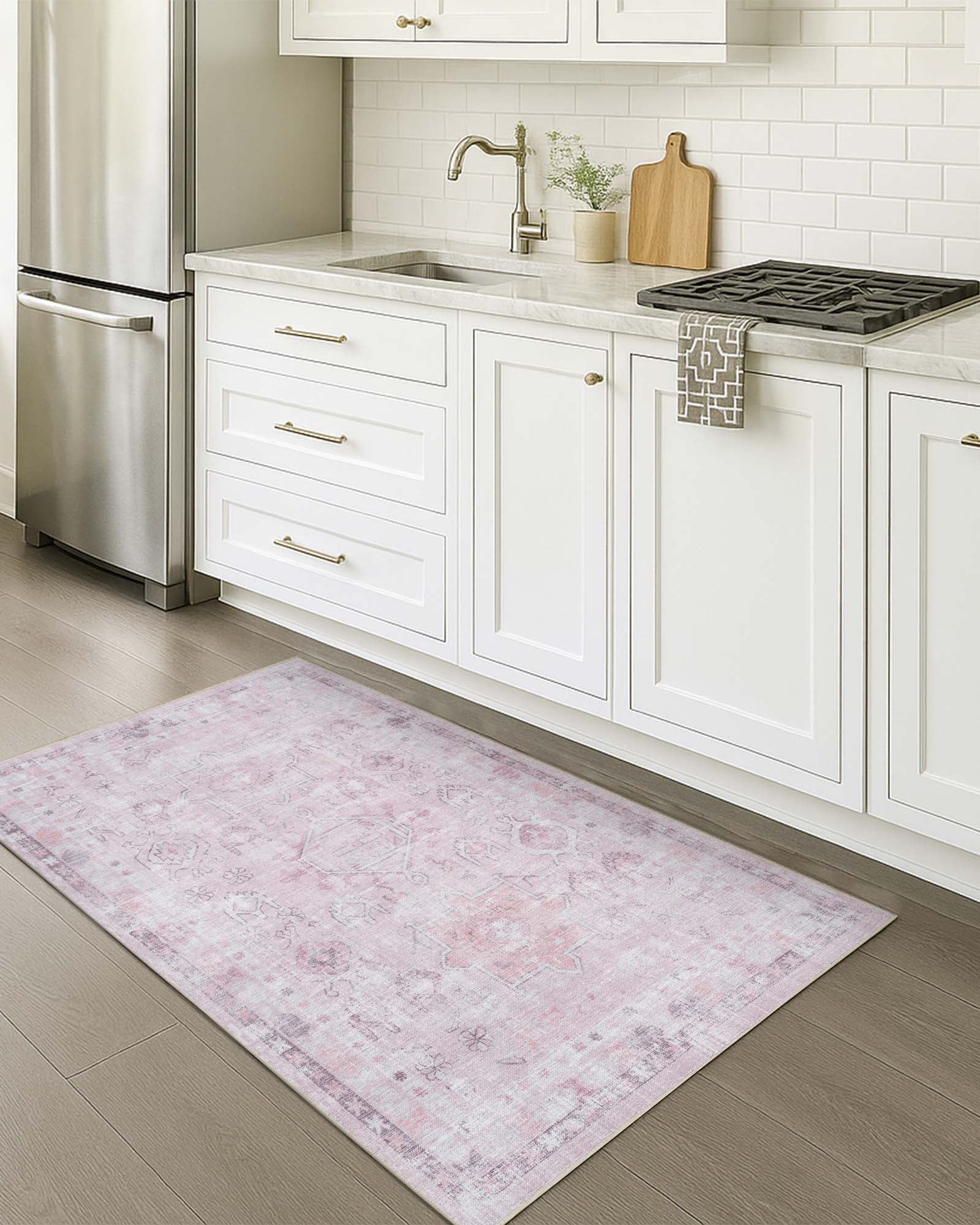 Leonie Pink Pale & Dusty Persian Vintage Rug
