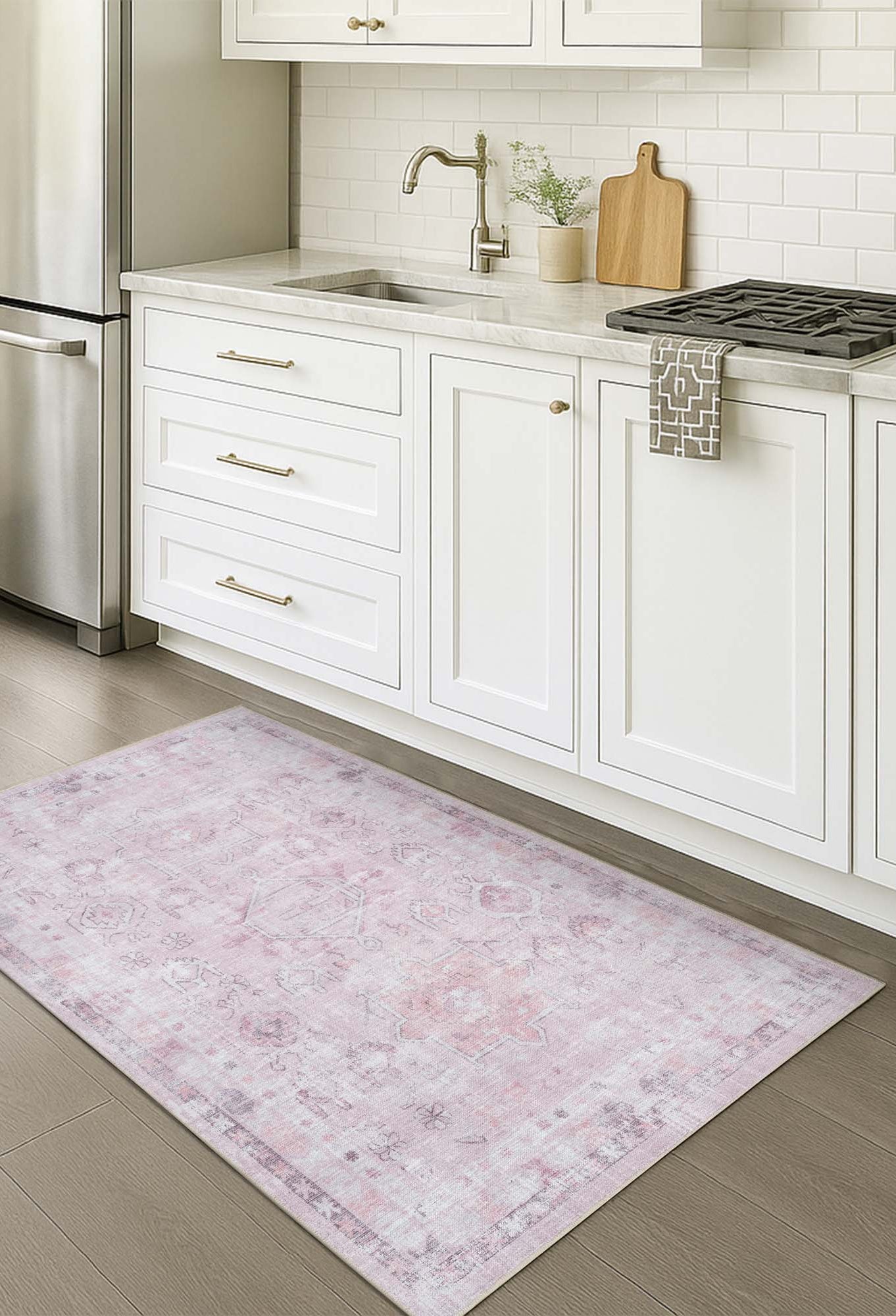 Leonie Pink Pale & Dusty Persian Vintage Rug