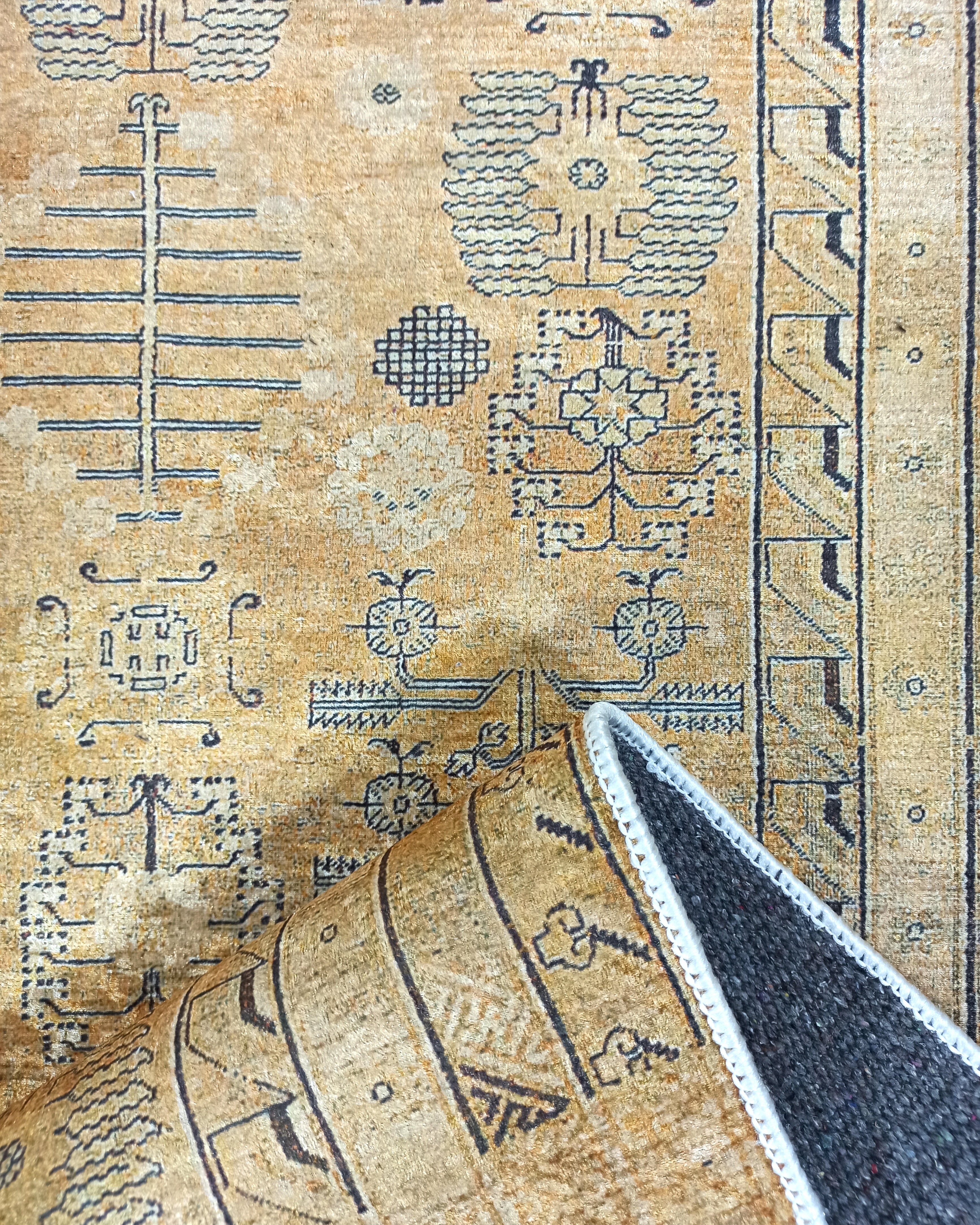 Persian Style Beige Yellow Vintage Design Rug