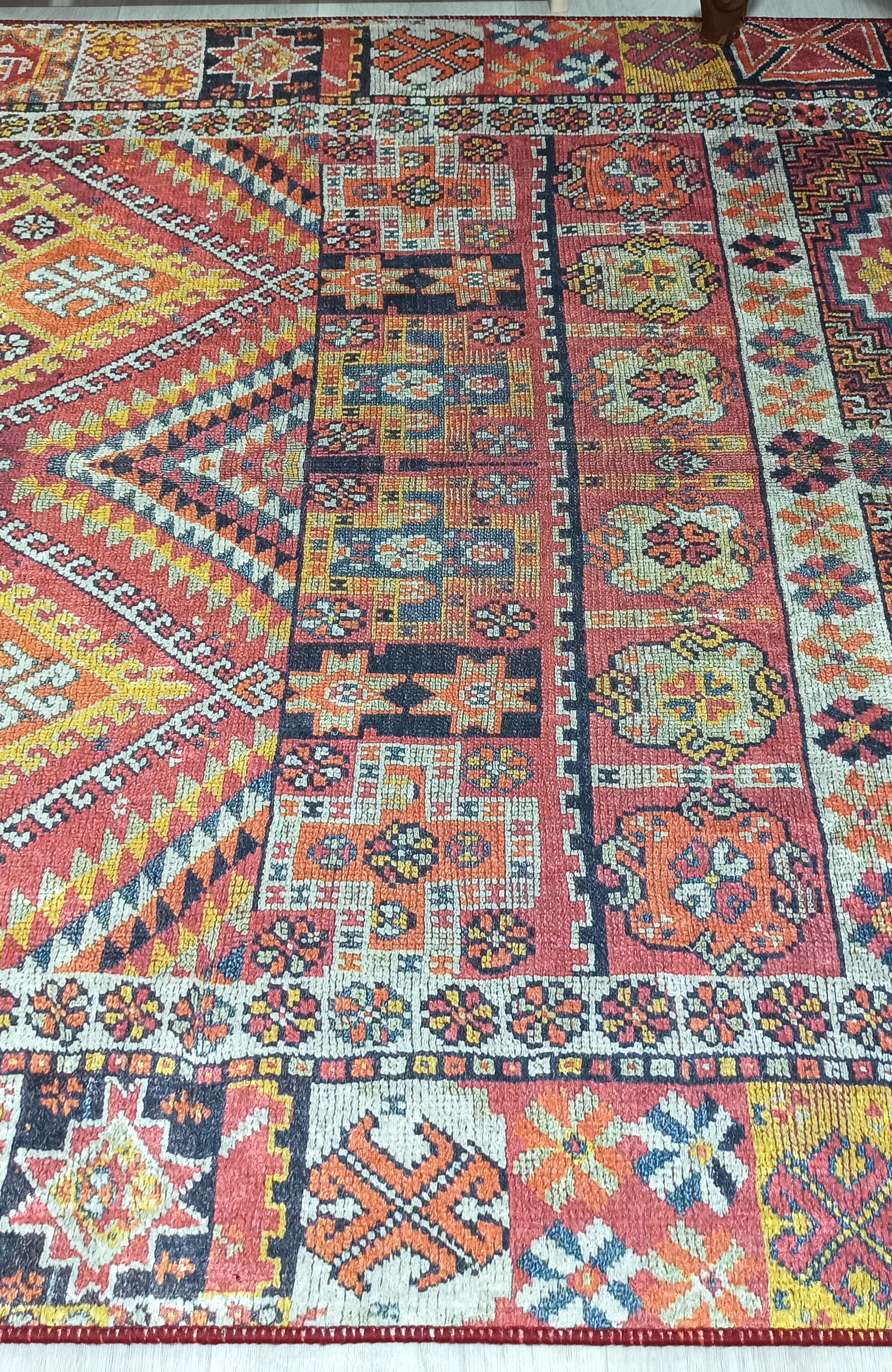 Persian Style Rug, Natural Ivory Colorful Geometry Rug