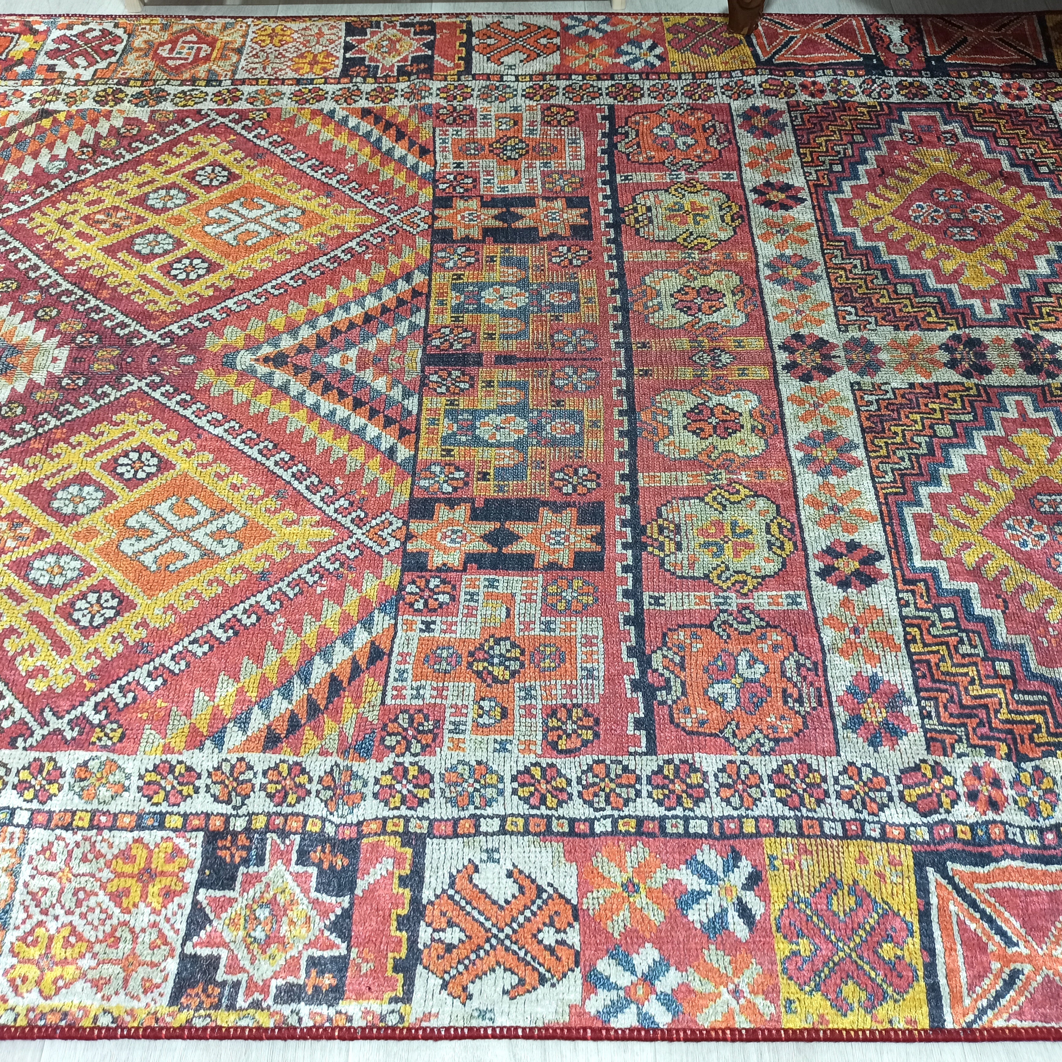 Persian Style Rug, Natural Ivory Colorful Geometry Rug