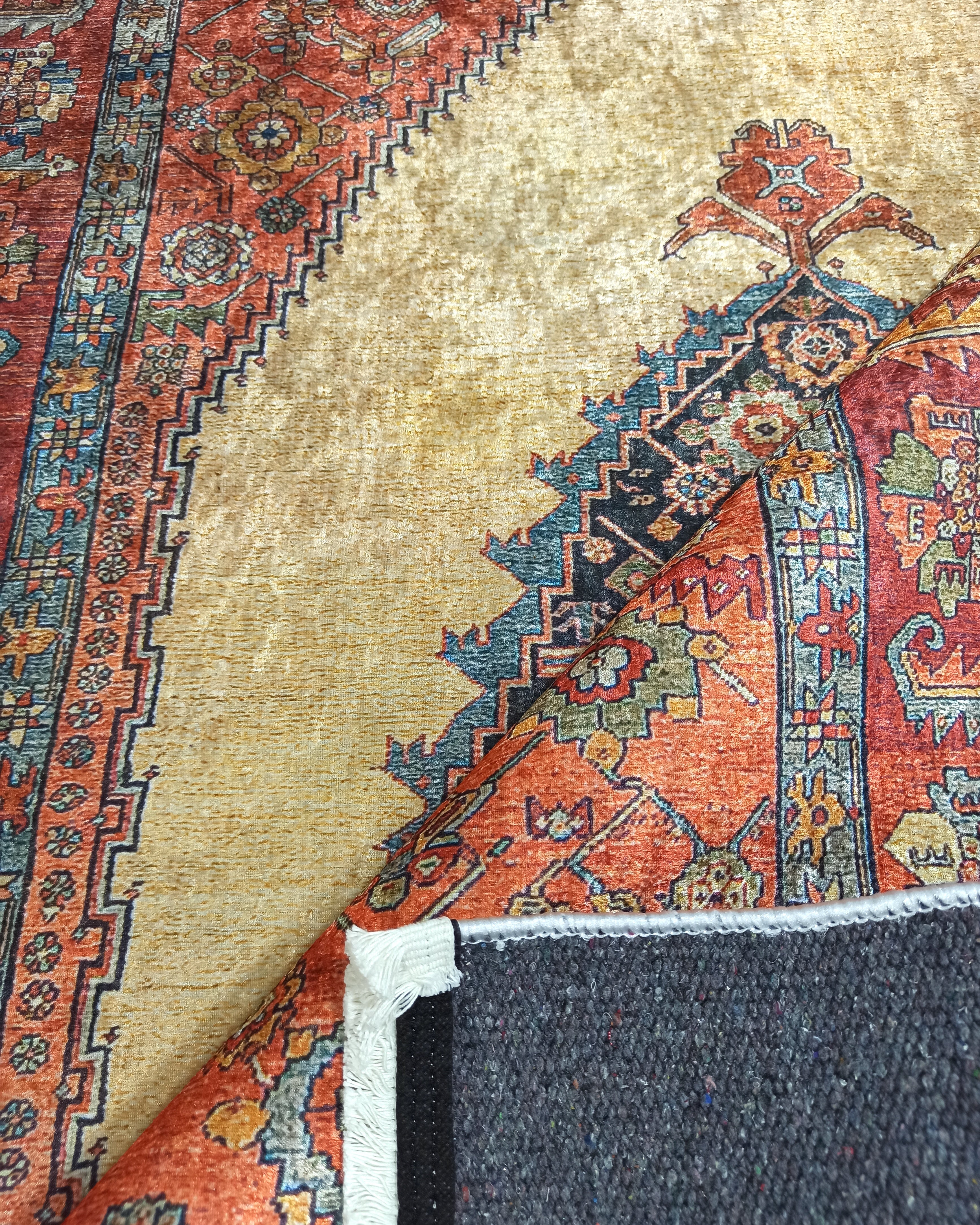 Persian Heriz Orange Beige Vintage Design Rug