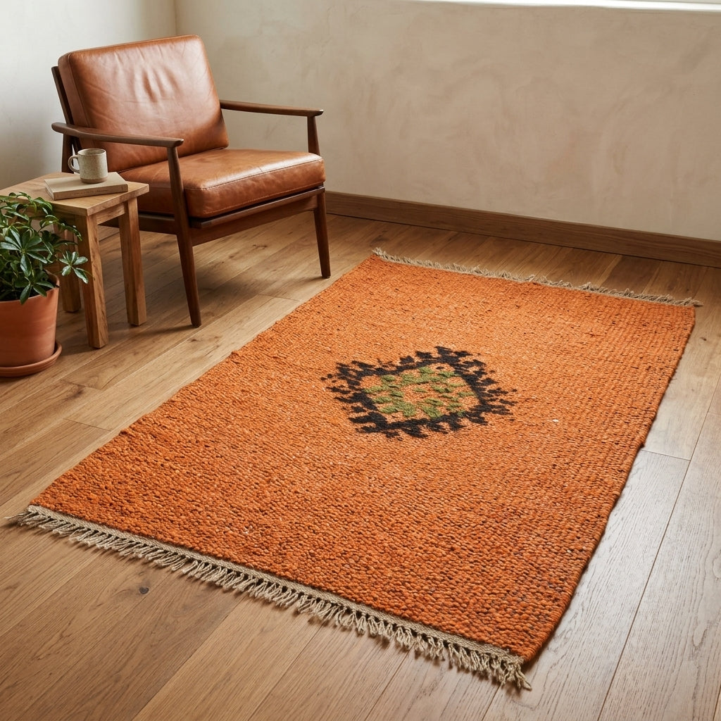 Ikat pattern on the Ufuk Gul vintage kilim rug – handwoven flatweave in Sivas, Turkey