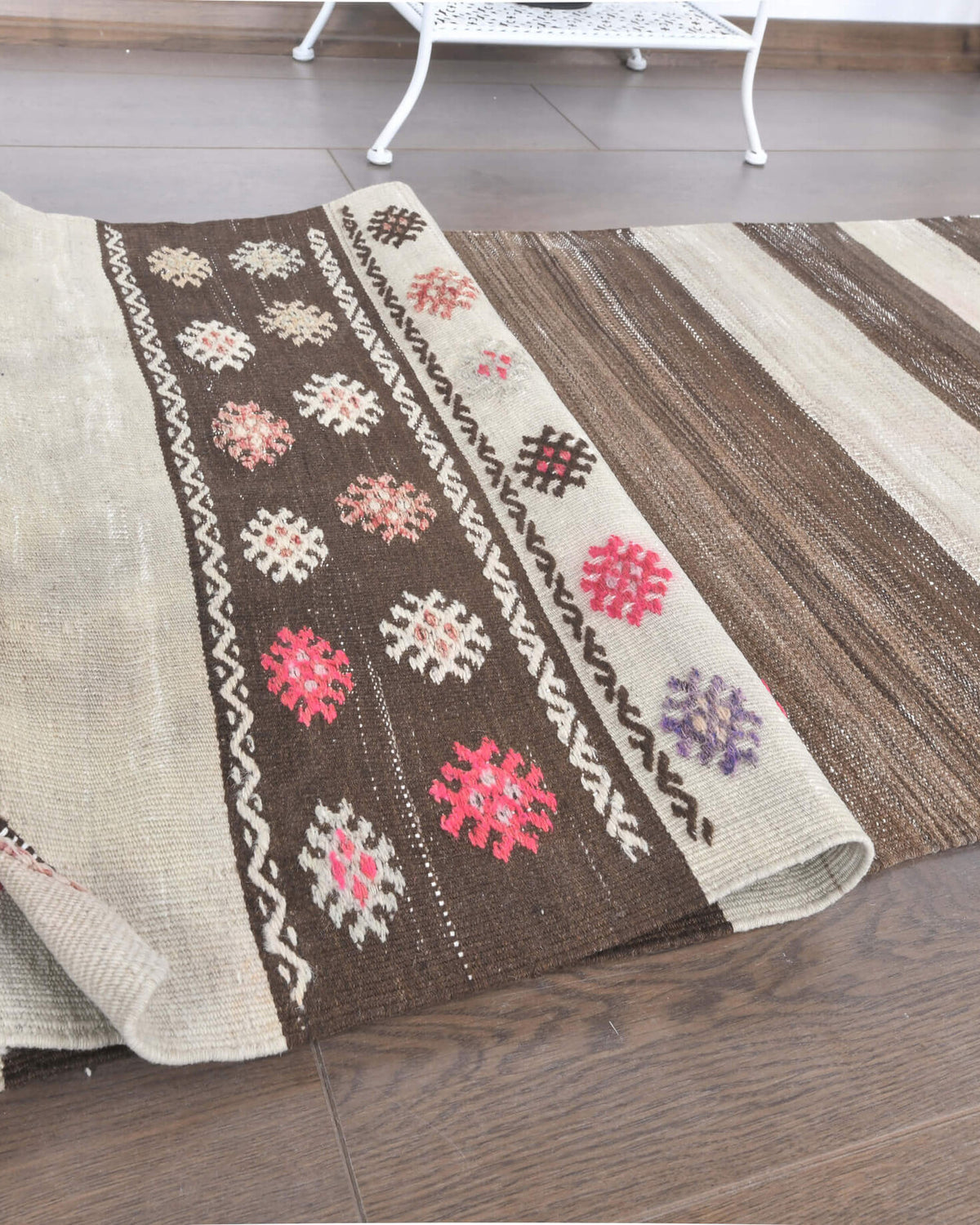 69x280 cm vintage kilim Anatolian runner rug – Papatyakusa, flatweave, wool