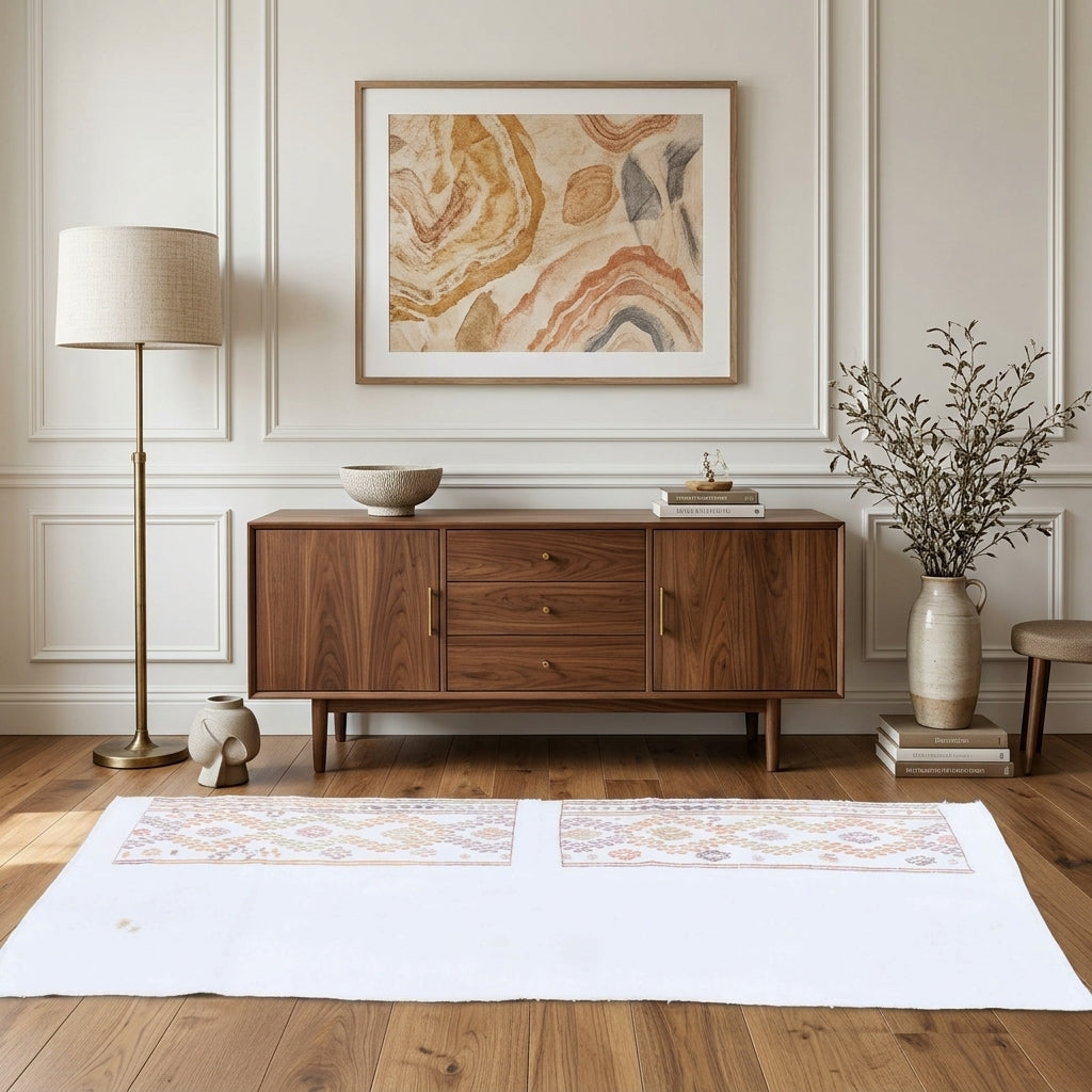 Solid pattern on the Tako vintage kilim runner rug – handwoven flatweave in Anatolia, Turkey
