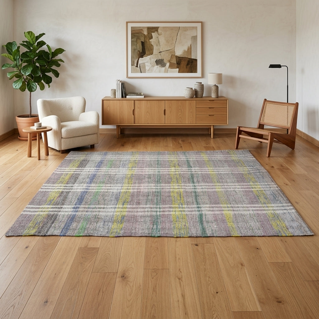 Checkered pattern on the Vuslatsultan vintage kilim rug – handwoven flatweave in Anatolia, Turkey