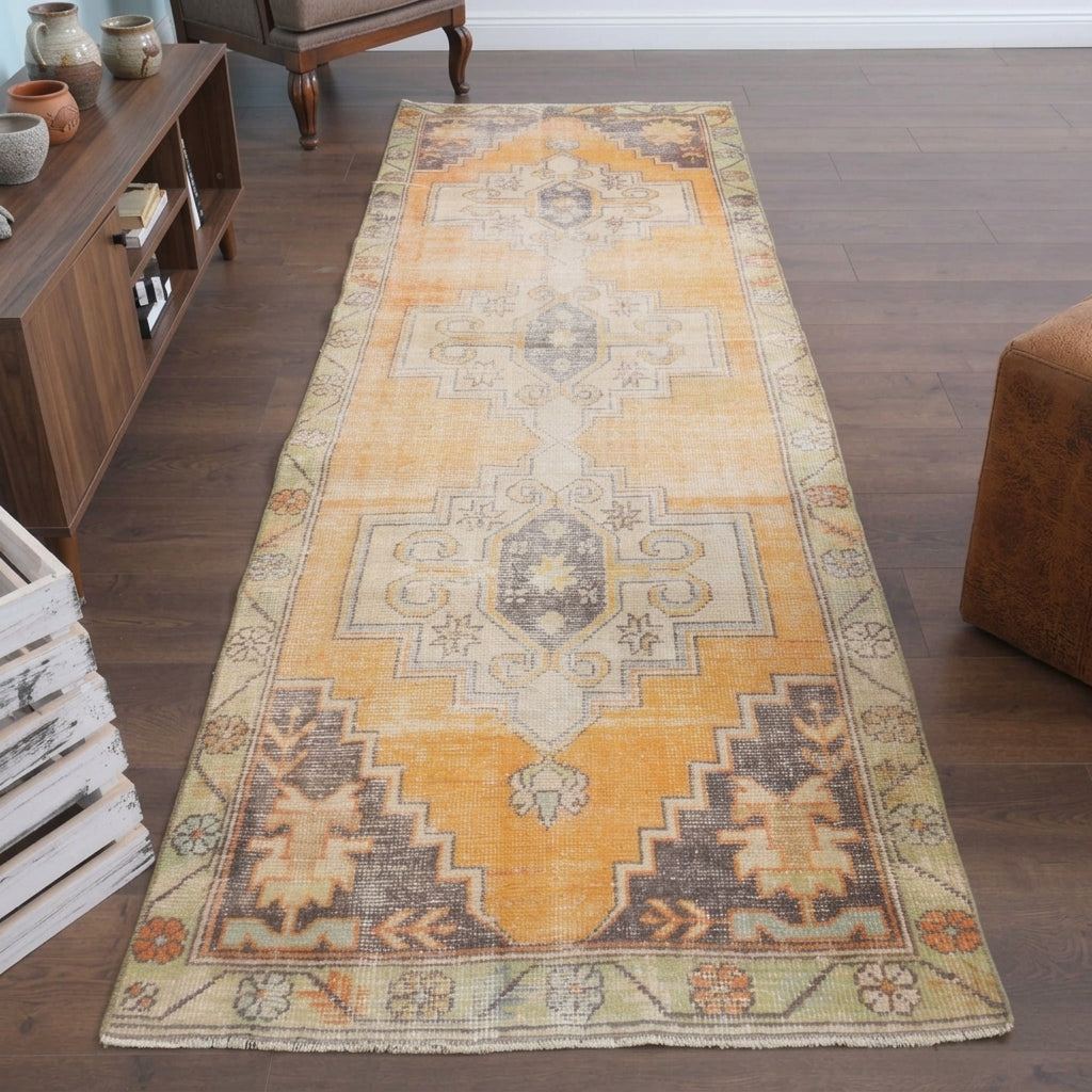 Oriental pattern on the Pyrrothalia distressed vintage runner rug – handmade in Anatolia, Turkey