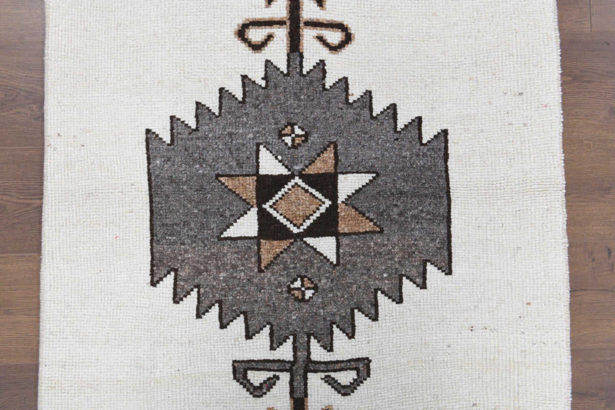 Authentic Anatolian vintage runner rug (1970s) with oriental design – one-of-a-kind at Fame Rugs
