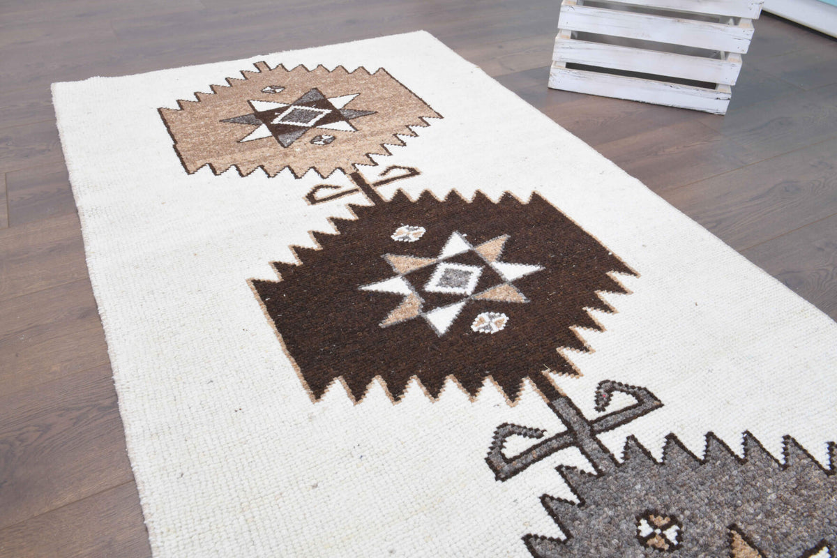 Handmade wool runner from Anatolia, Turkey – 3x10 Wool Vintage Runner Rug 3'1" x 10'2"