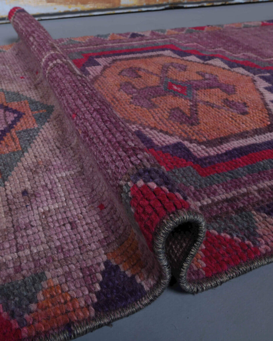 81x343 cm vintage Anatolian runner rug – Nesterenban, low pile, wool