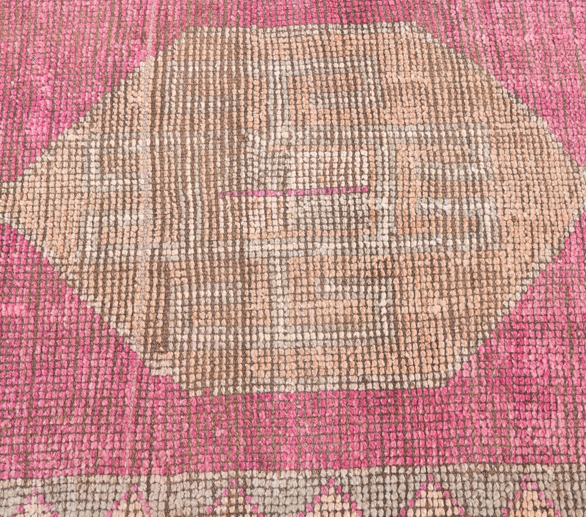 Authentic Anatolian vintage runner rug (1970s) with geometric design – one-of-a-kind at Fame Rugs