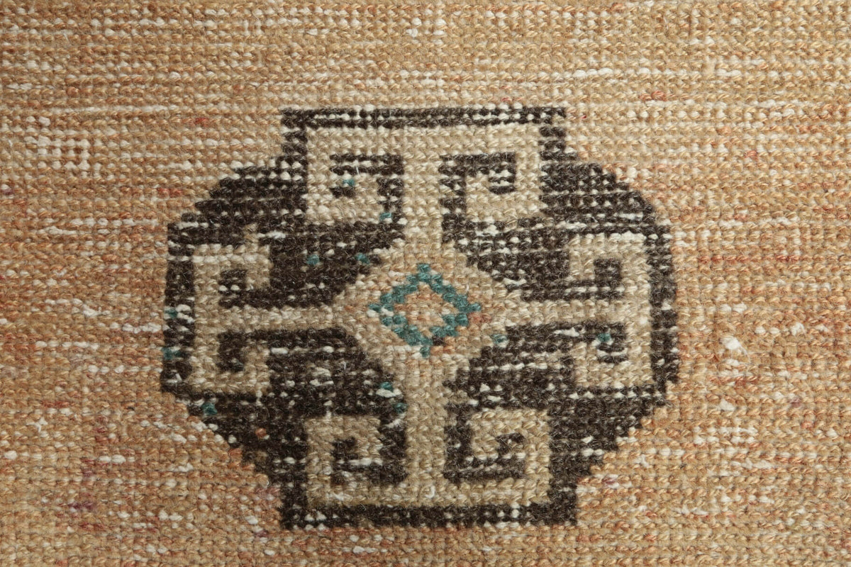 Vintage Oushak Runner Rug - 25328