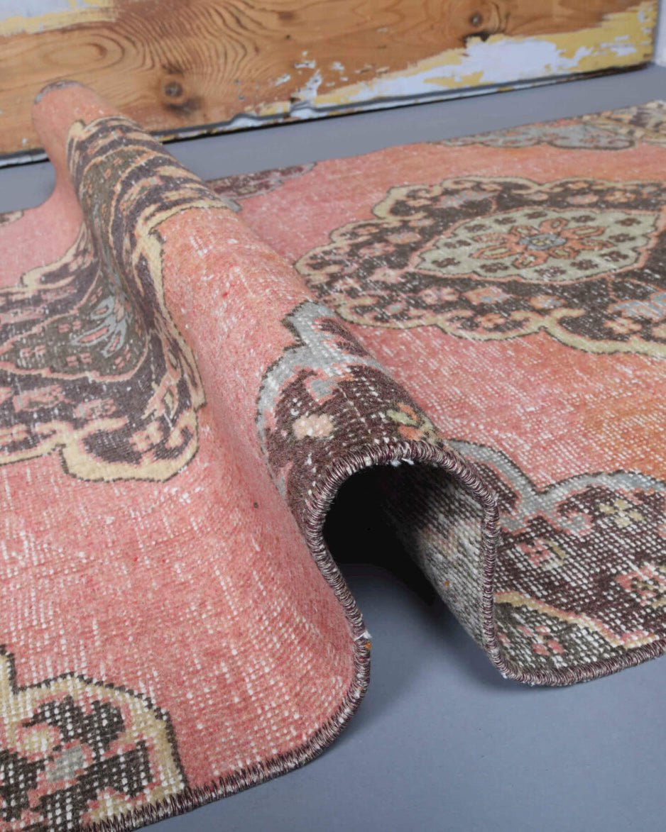 Authentic Anatolian vintage runner rug (1970s) with oriental design – one-of-a-kind at Fame Rugs