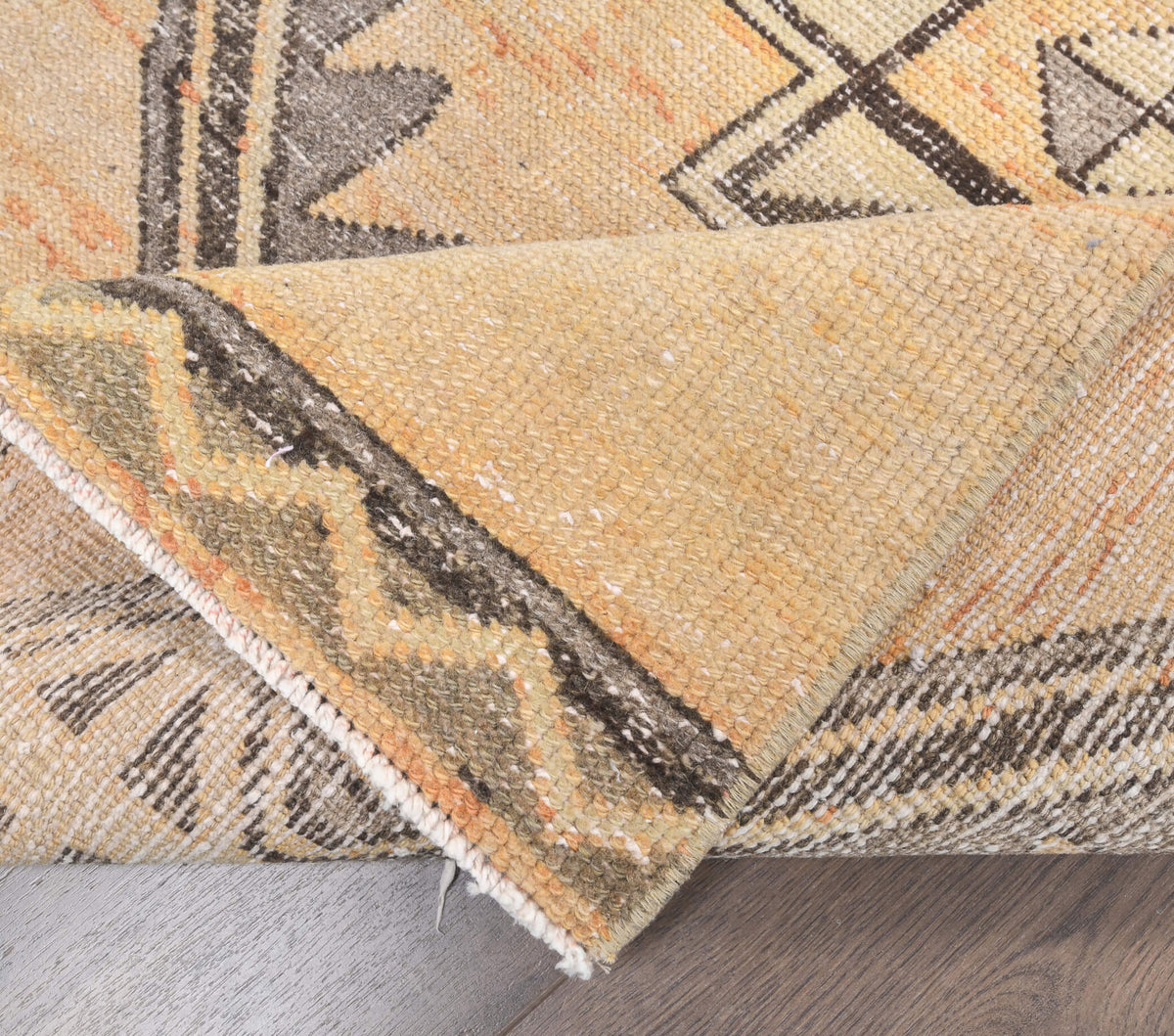 91x384 cm vintage Anatolian runner rug – Aglaosela, low pile, wool