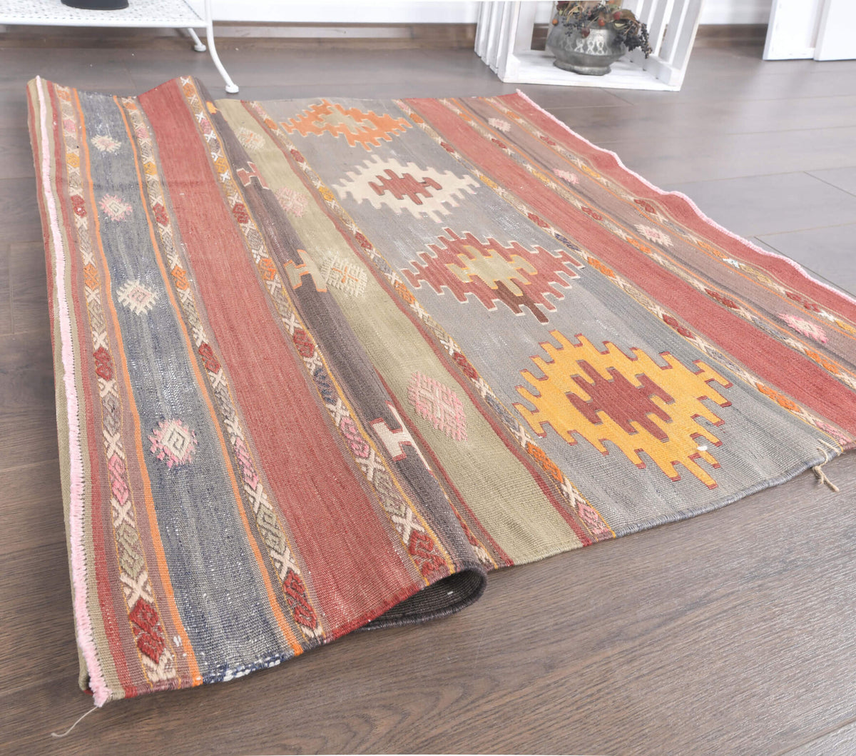 Authentic Turkish vintage kilim rug (1960s) with ikat design – one-of-a-kind at Fame Rugs