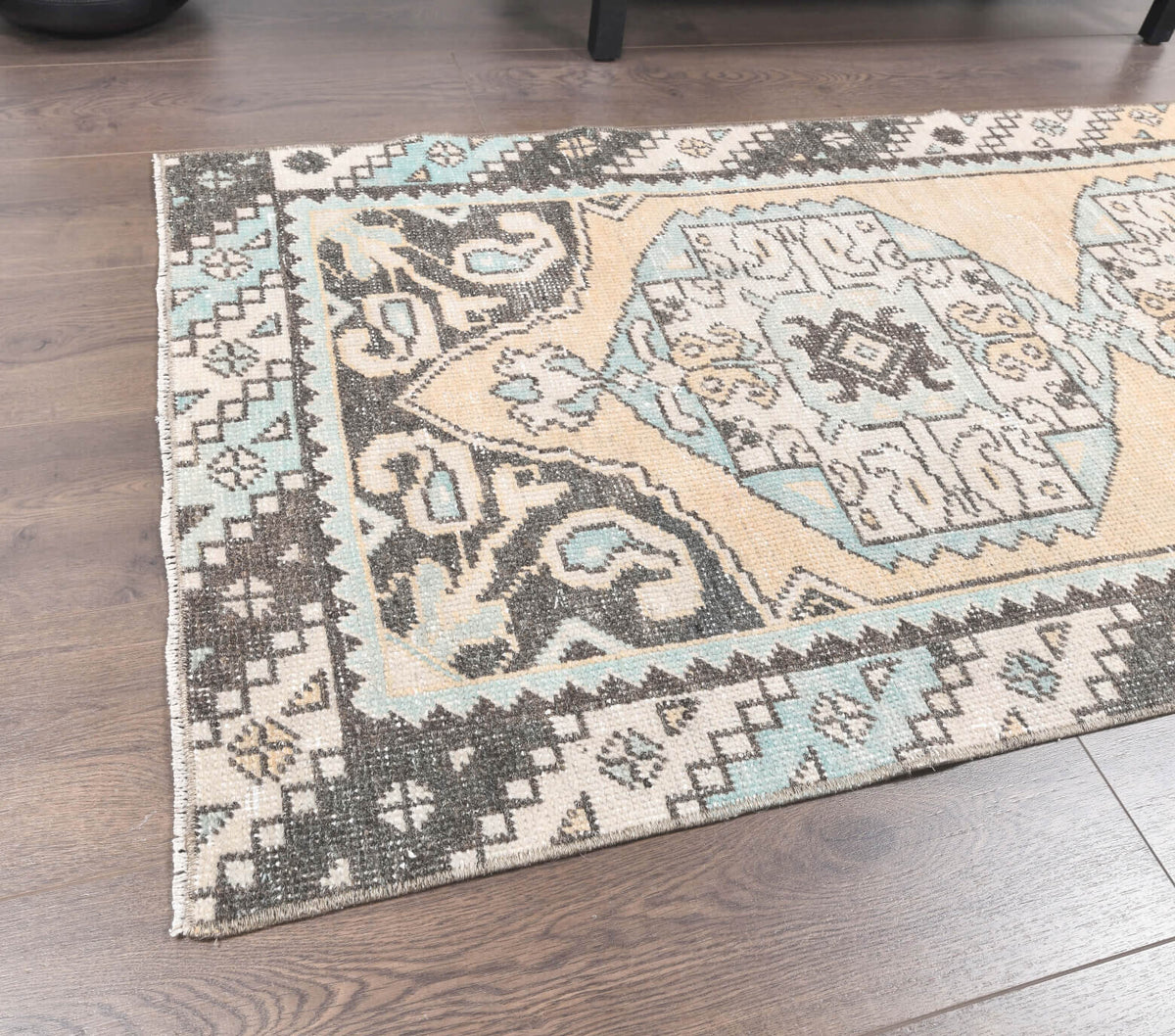 Vintage Anatolian Runner Rug - 24702