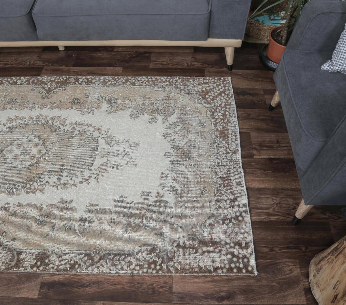 4x7 Vintage Handmade Isparta Area Rug
