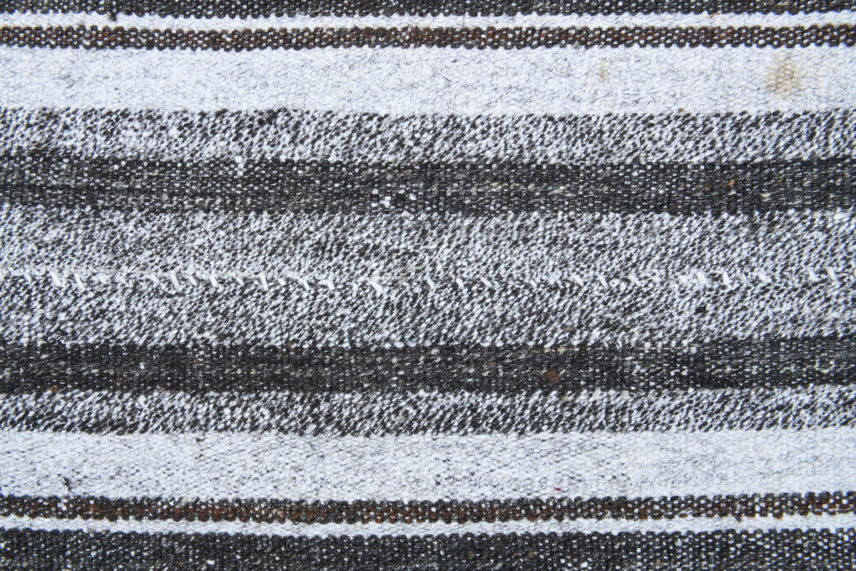 Handwoven flatweave wool kilim from Anatolia, Turkey – 4x8 Handmade Vintage Kilim Area Rug 3'6" x 7'10"