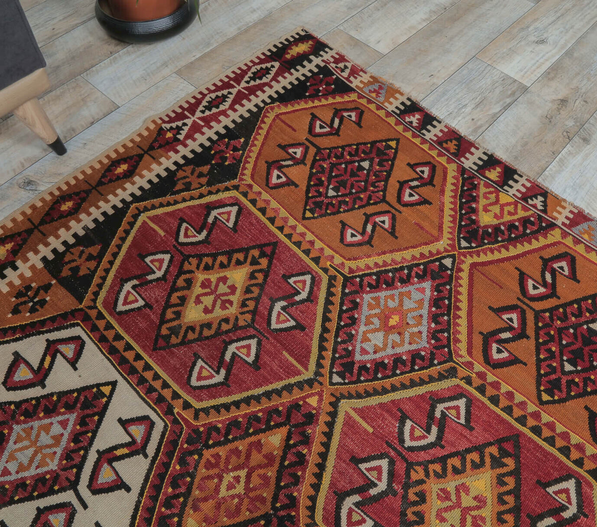 5x10 Vintage Turkish Malatya Kilim Rug