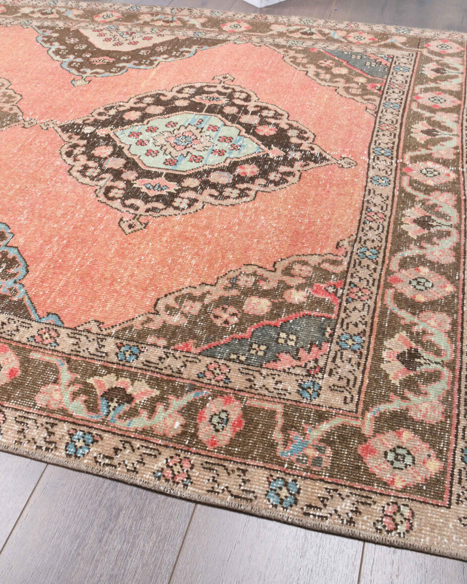 Authentic Anatolian vintage runner rug (1970s) with tribal design – one-of-a-kind at Fame Rugs