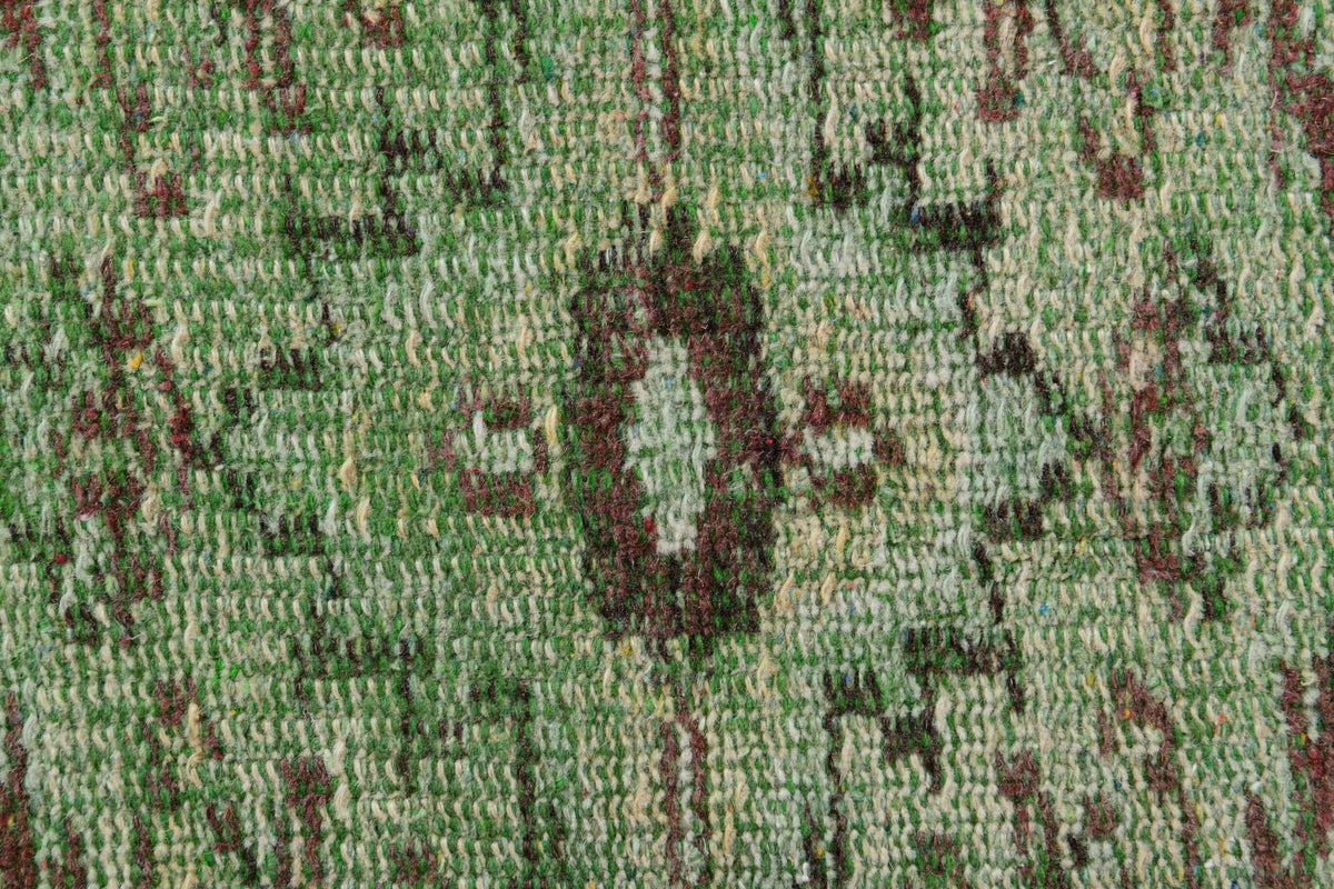Authentic Anatolian vintage area rug (1970s) with oriental design – one-of-a-kind at Fame Rugs