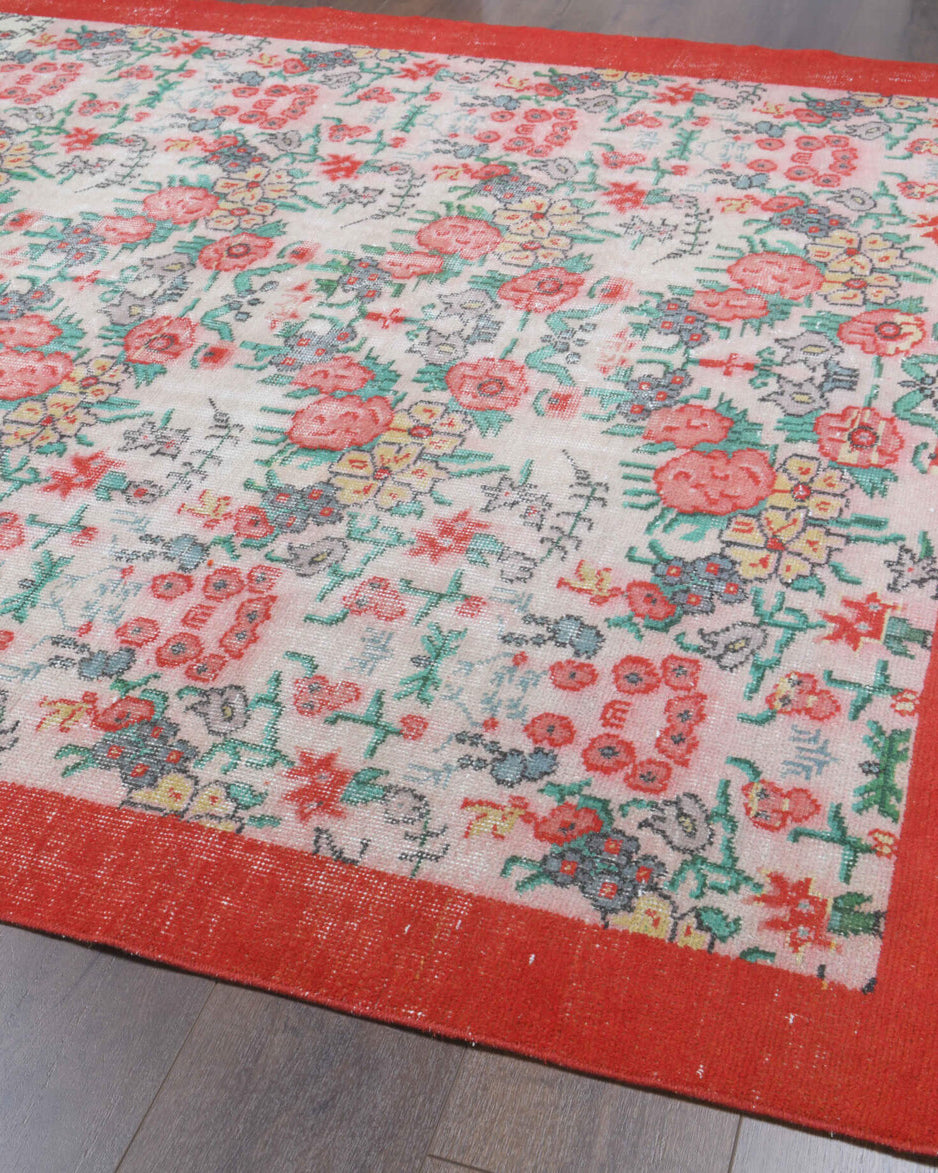177x279 cm antique washed vintage Anatolian area rug – Hurrem, low pile, wool