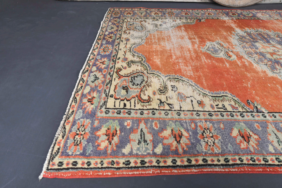 One-of-a-kind 1970s Anatolian vintage area rug in wool, 6'3" x 9'4"