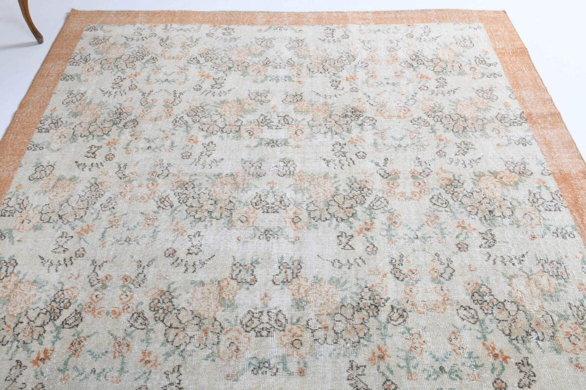 Vintage Bordered Area Hereke Rug