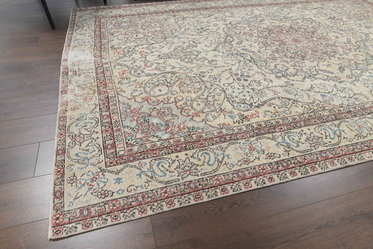 Ianthesthene rug: 1970s handmade Anatolian rug with floral motifs and cotton backing