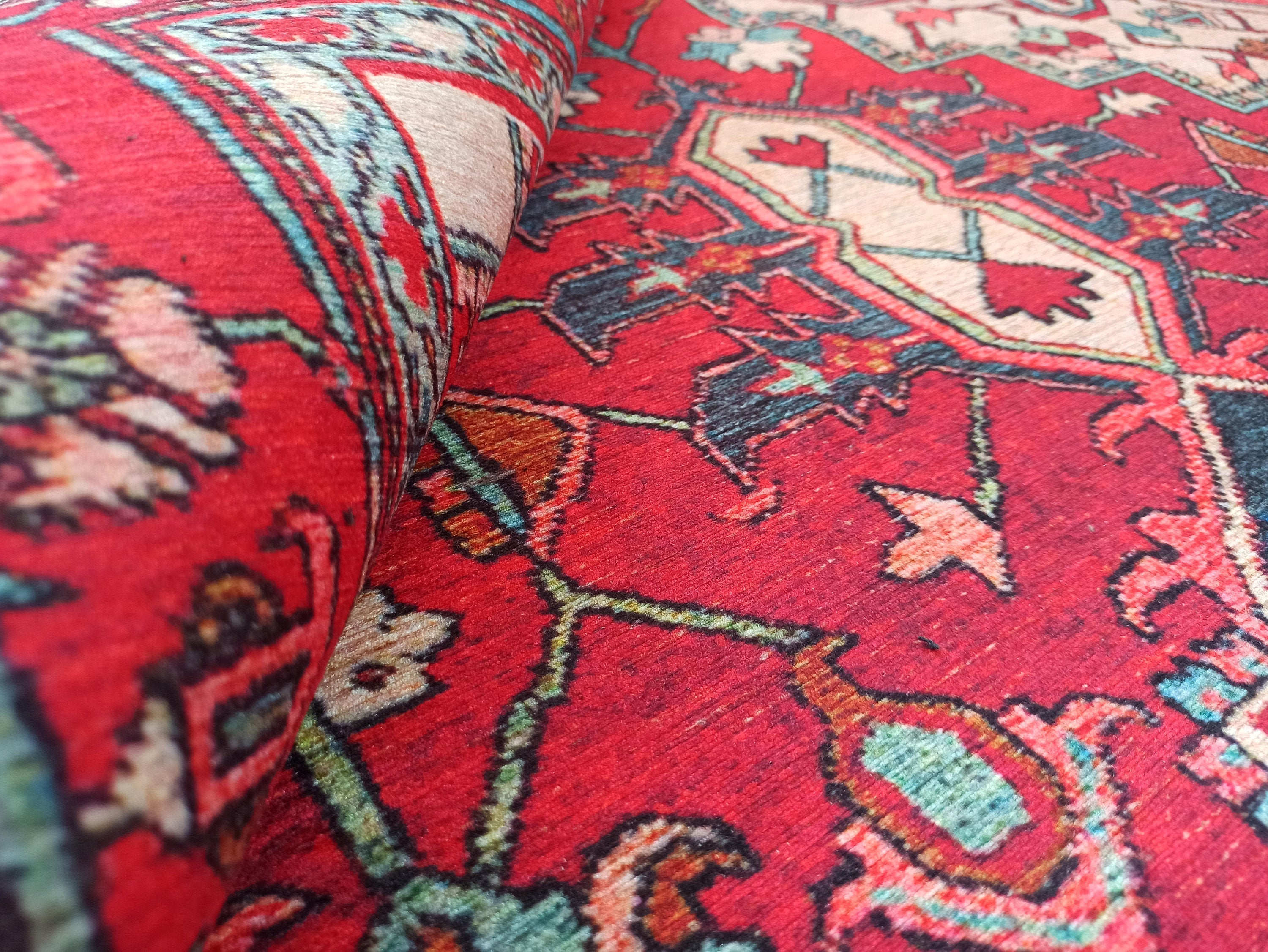 Alin Rug Red Vintage Geometric Faded Rug