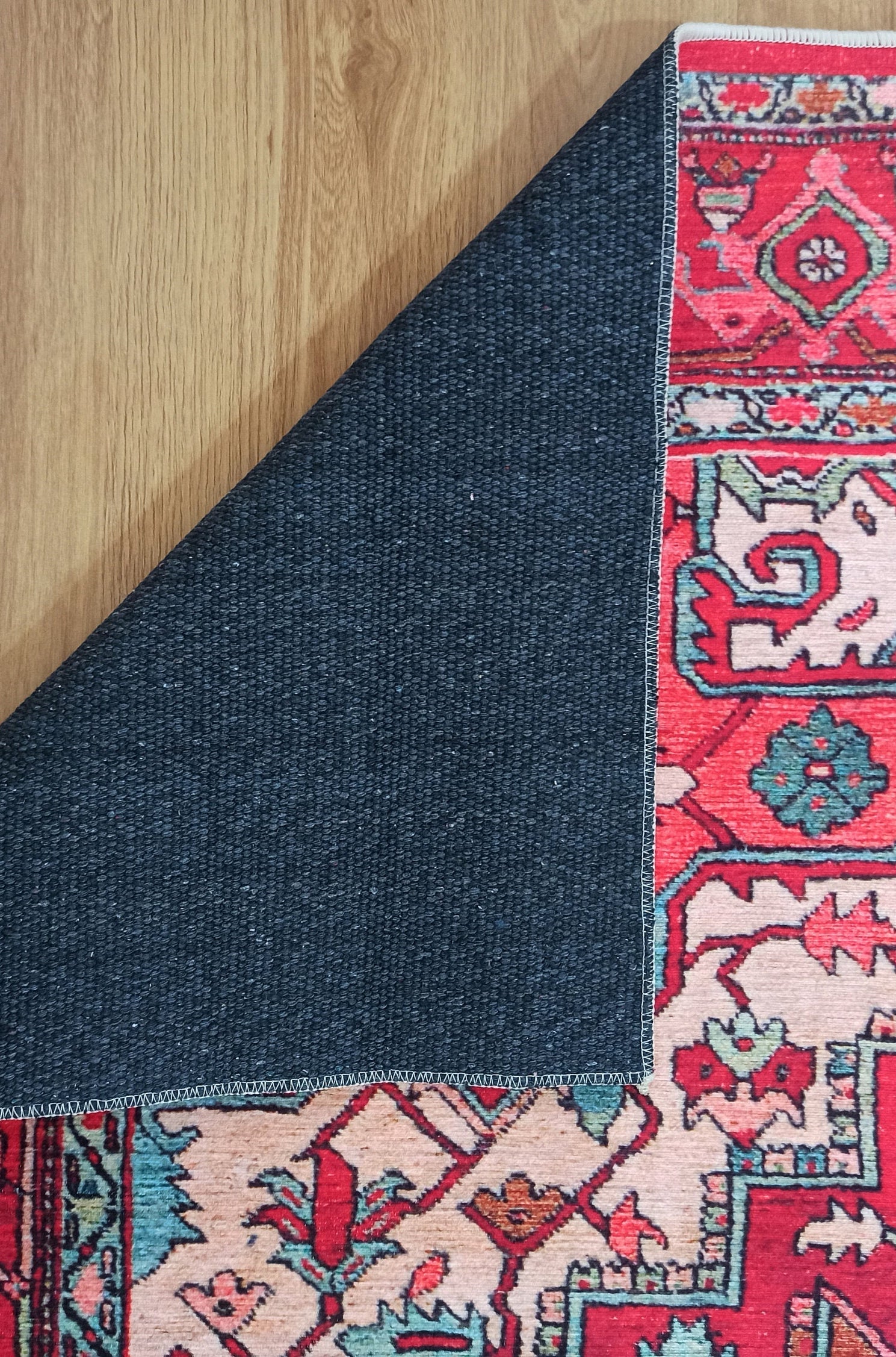 Alin Rug Red Vintage Geometric Faded Rug