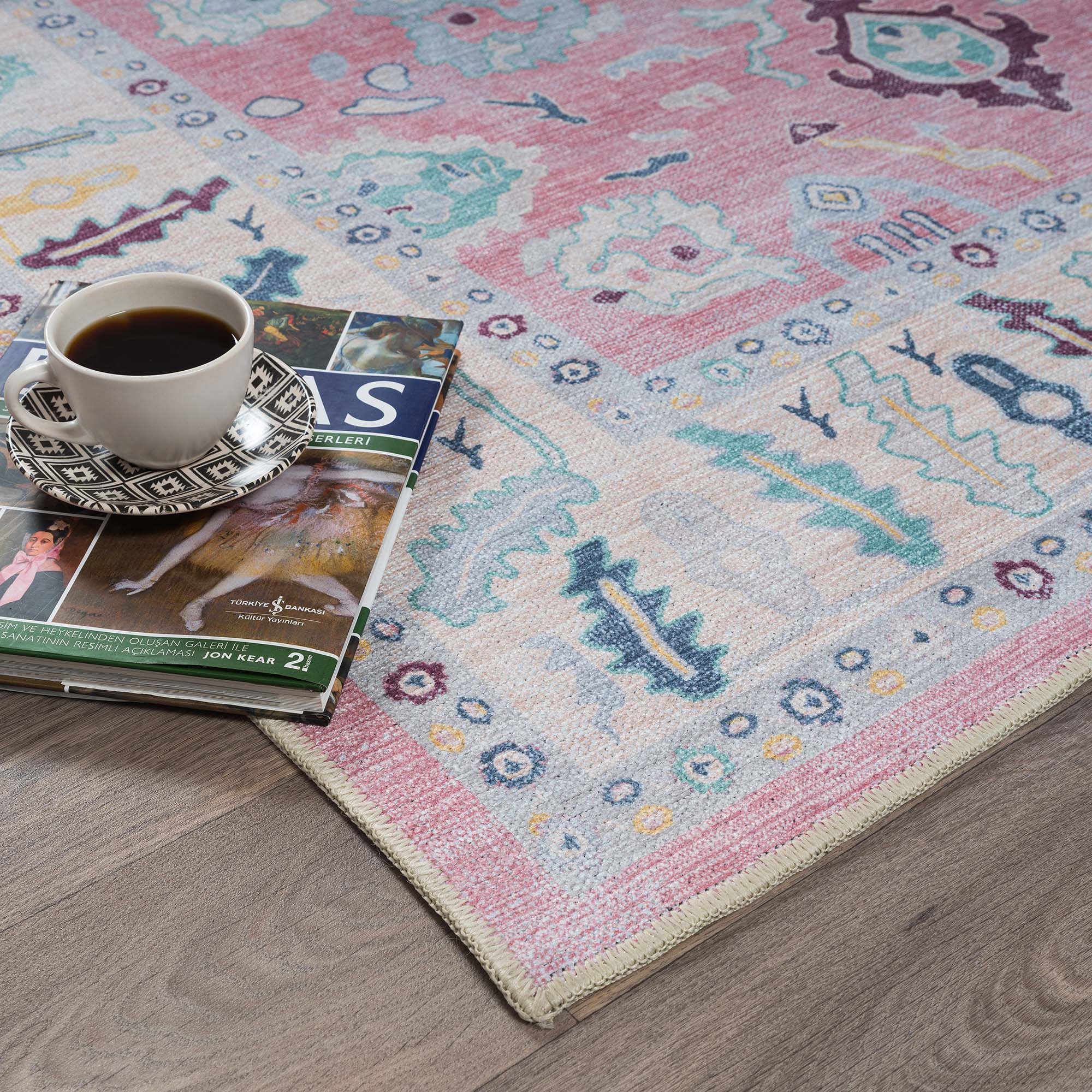 Alice Pale Pink Modern Oushak Rug