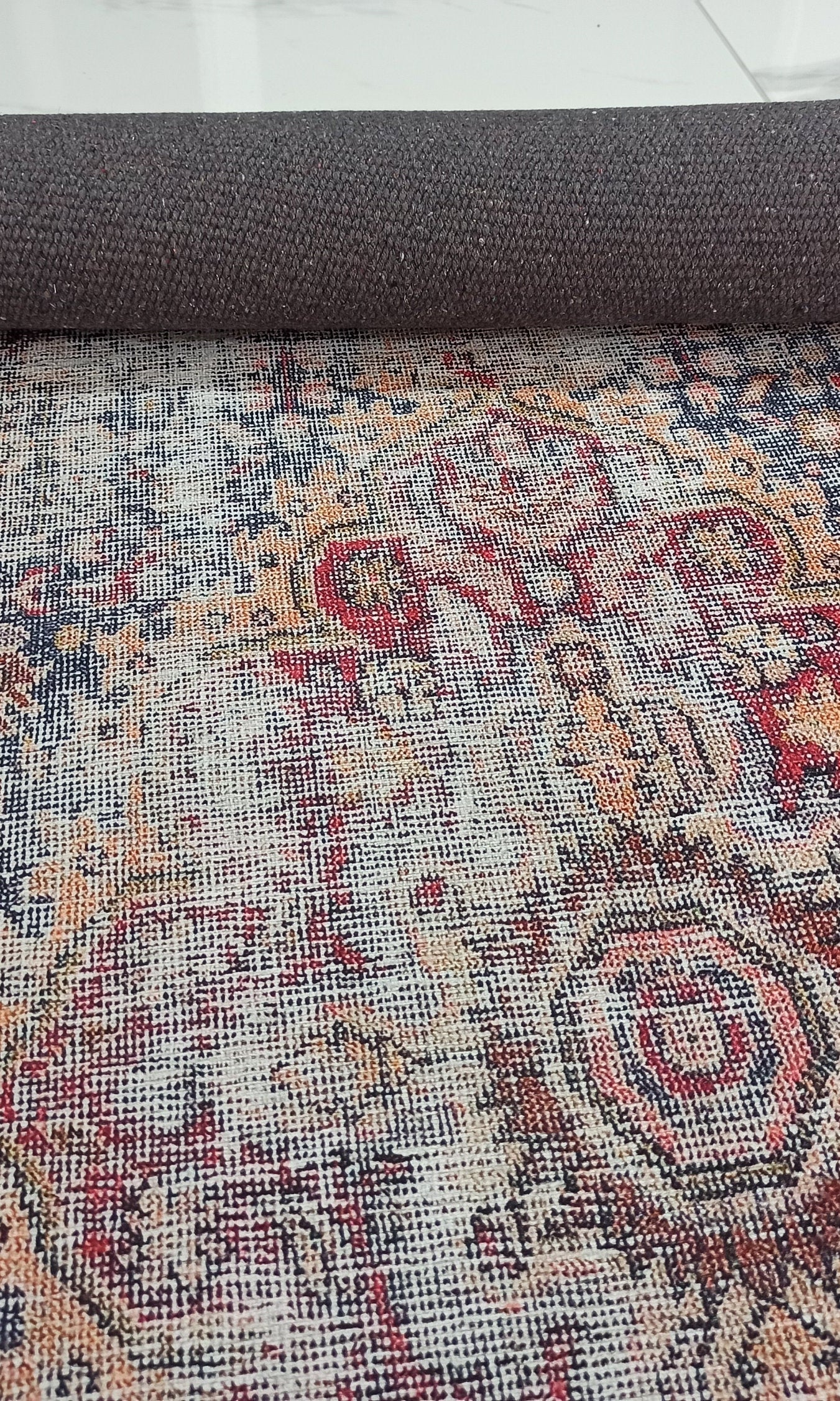 Amra2 Runner Oriental Red Runner Rug