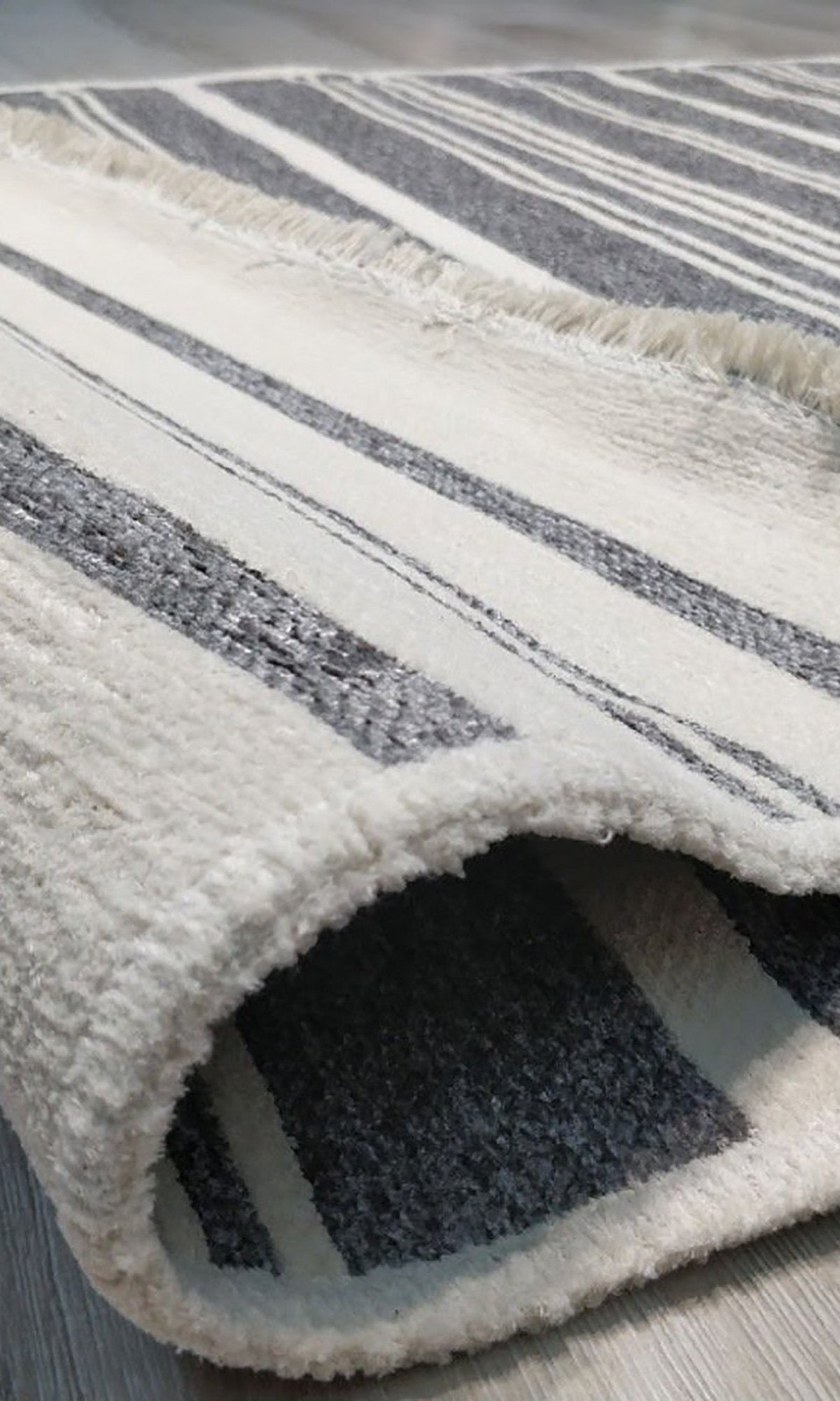 Bara Turkish Modern Pastel Grey Rug