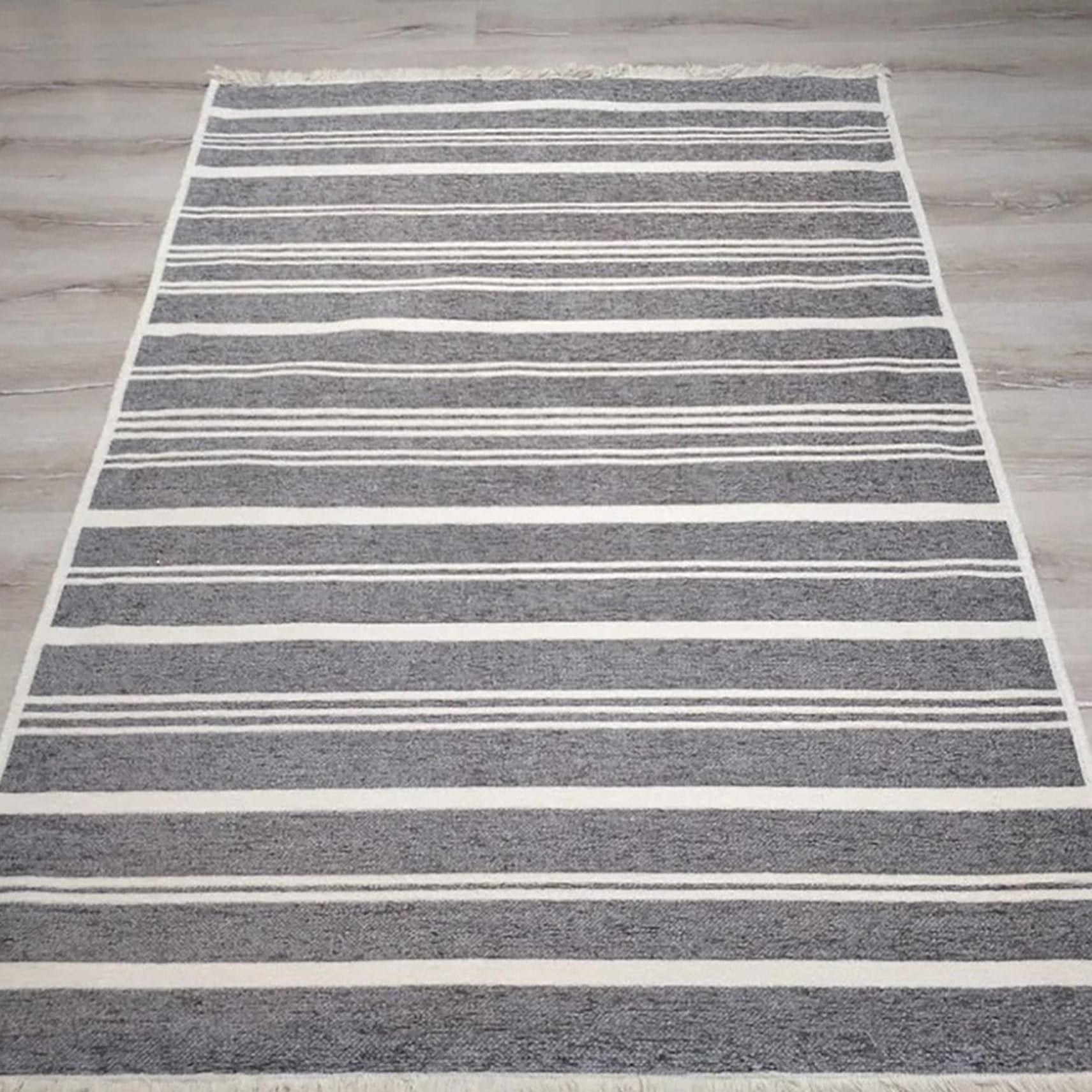 Bara Turkish Modern Pastel Grey Rug