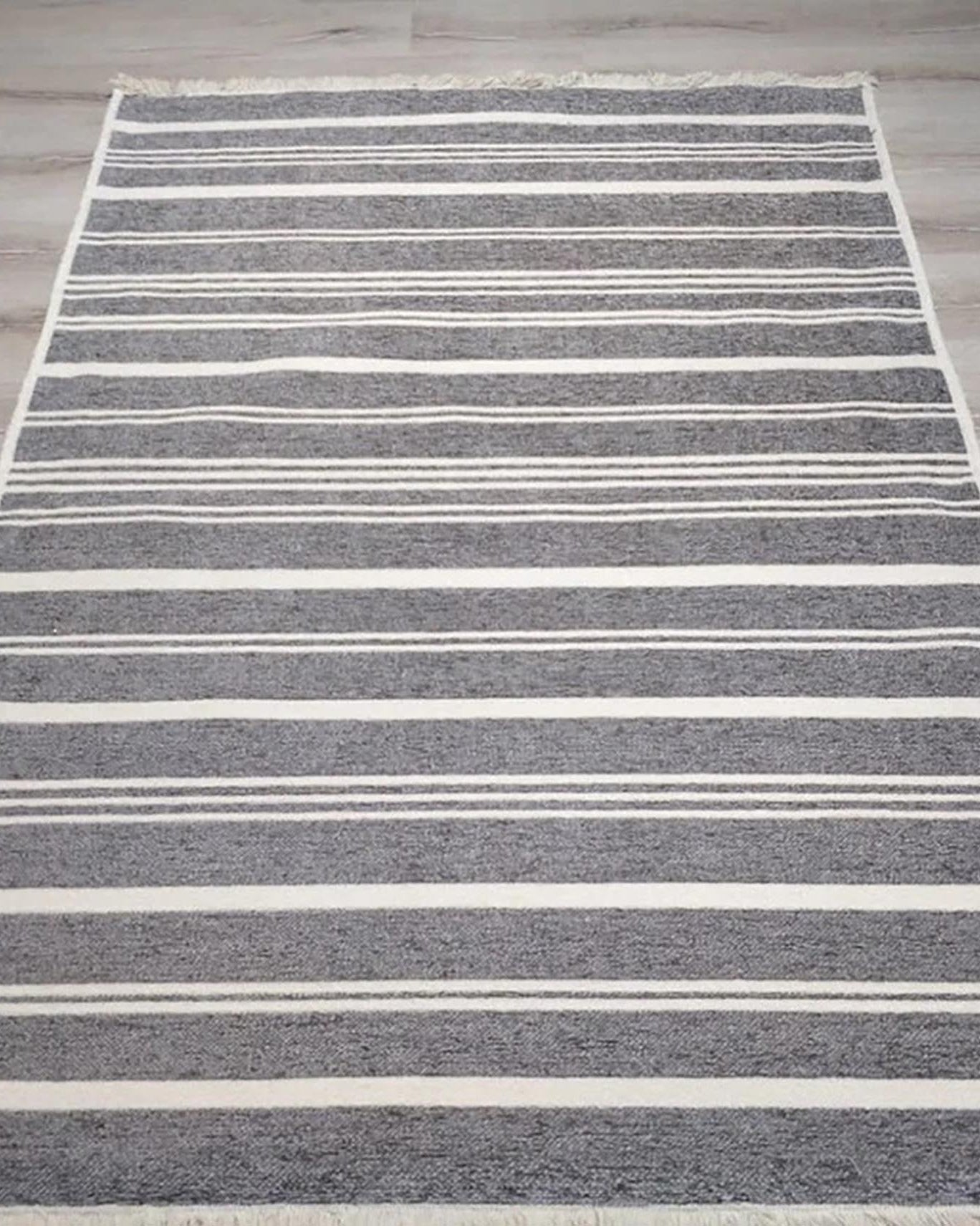 Bara Turkish Modern Pastel Grey Rug