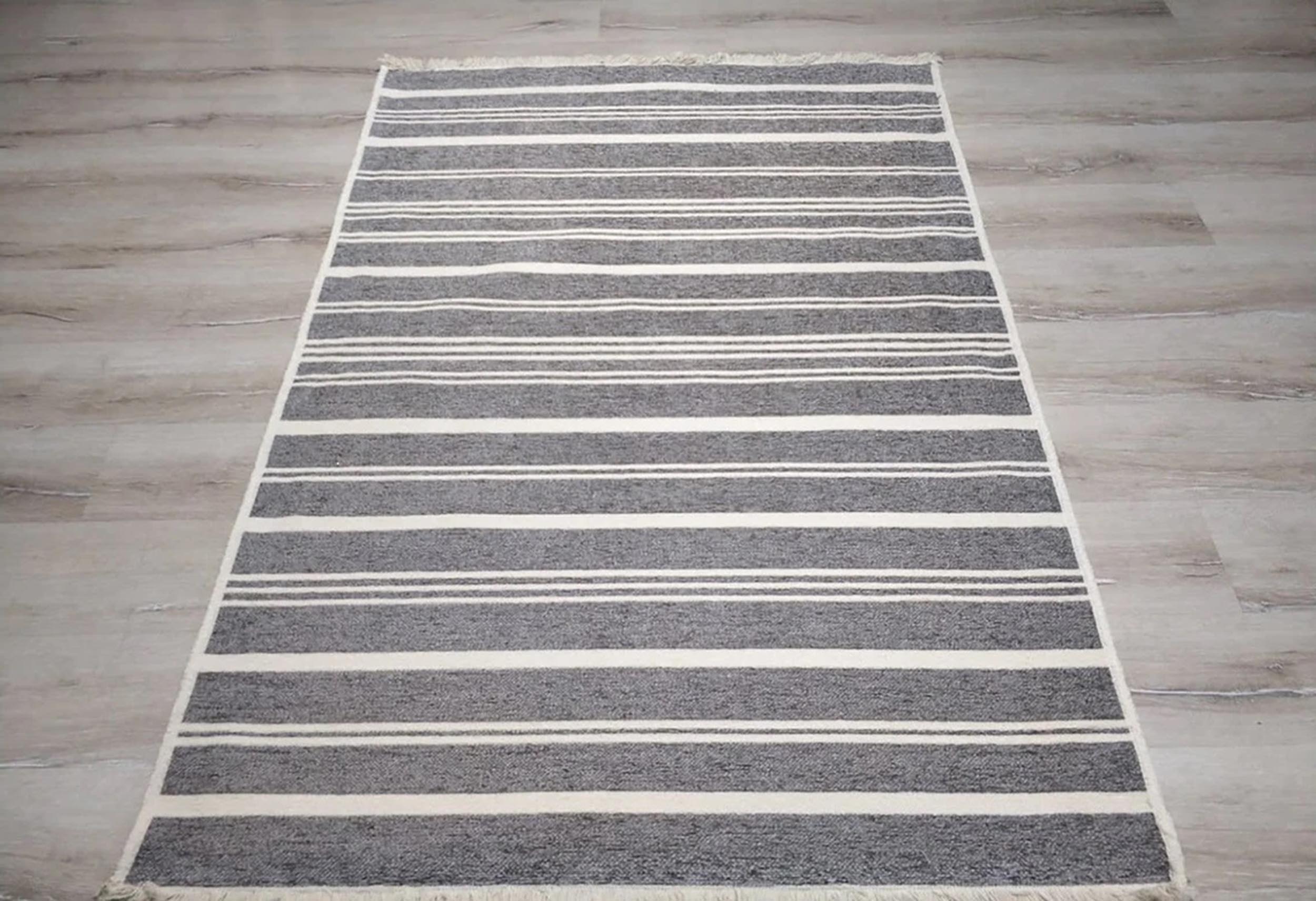 Bara Turkish Modern Pastel Grey Rug