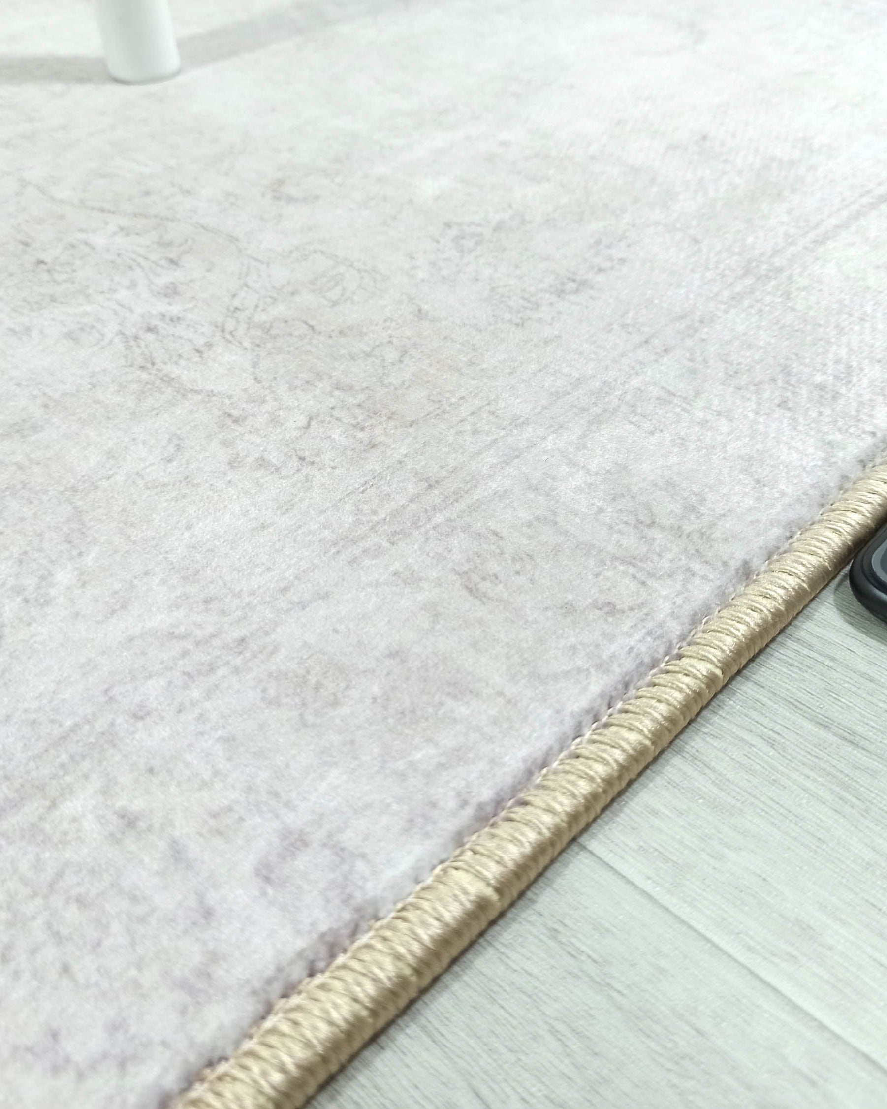 Bona Neutral Faded Pink Beige Blush Rug