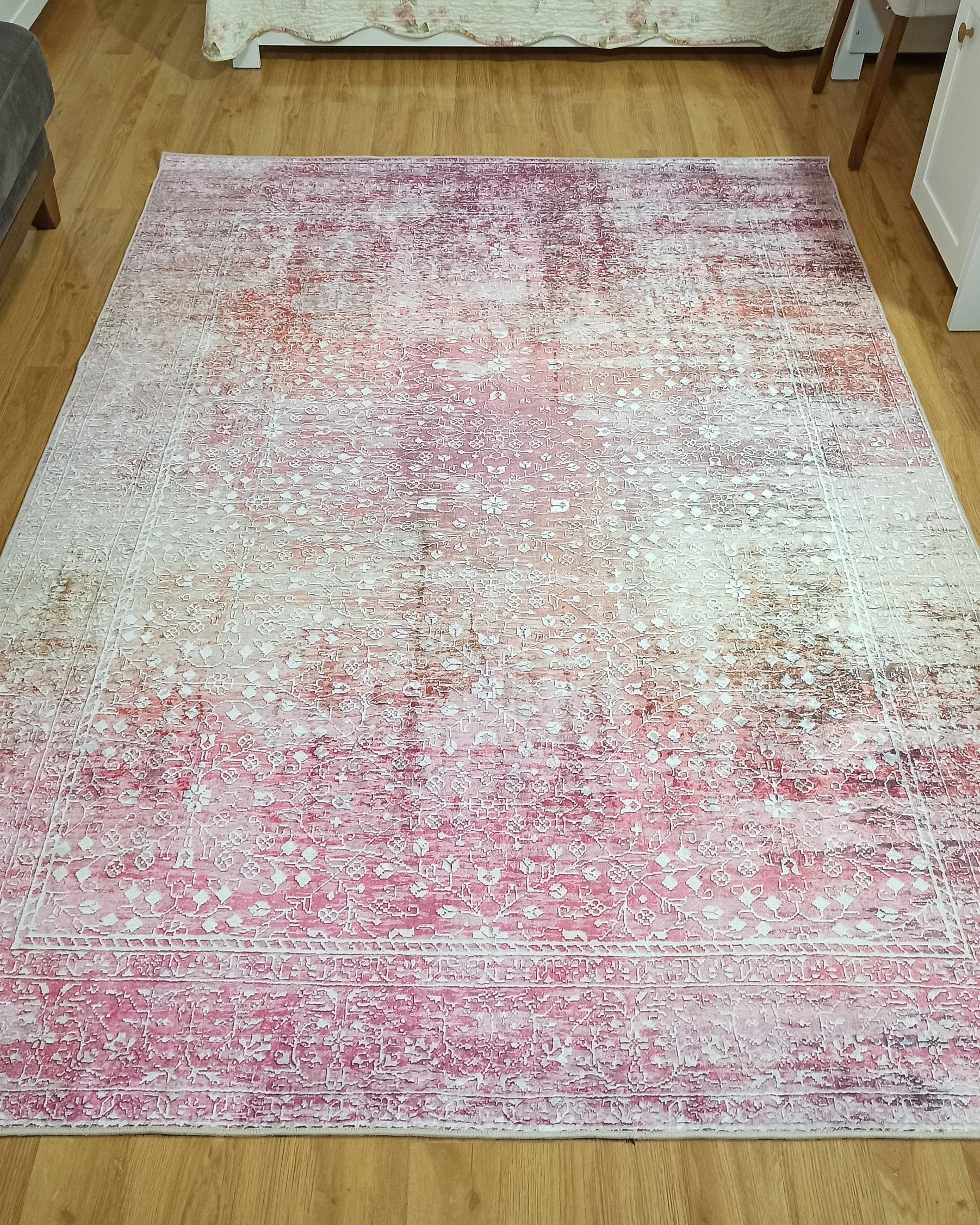 Chloé Rug Turkish Blush Beige Pink White Rug