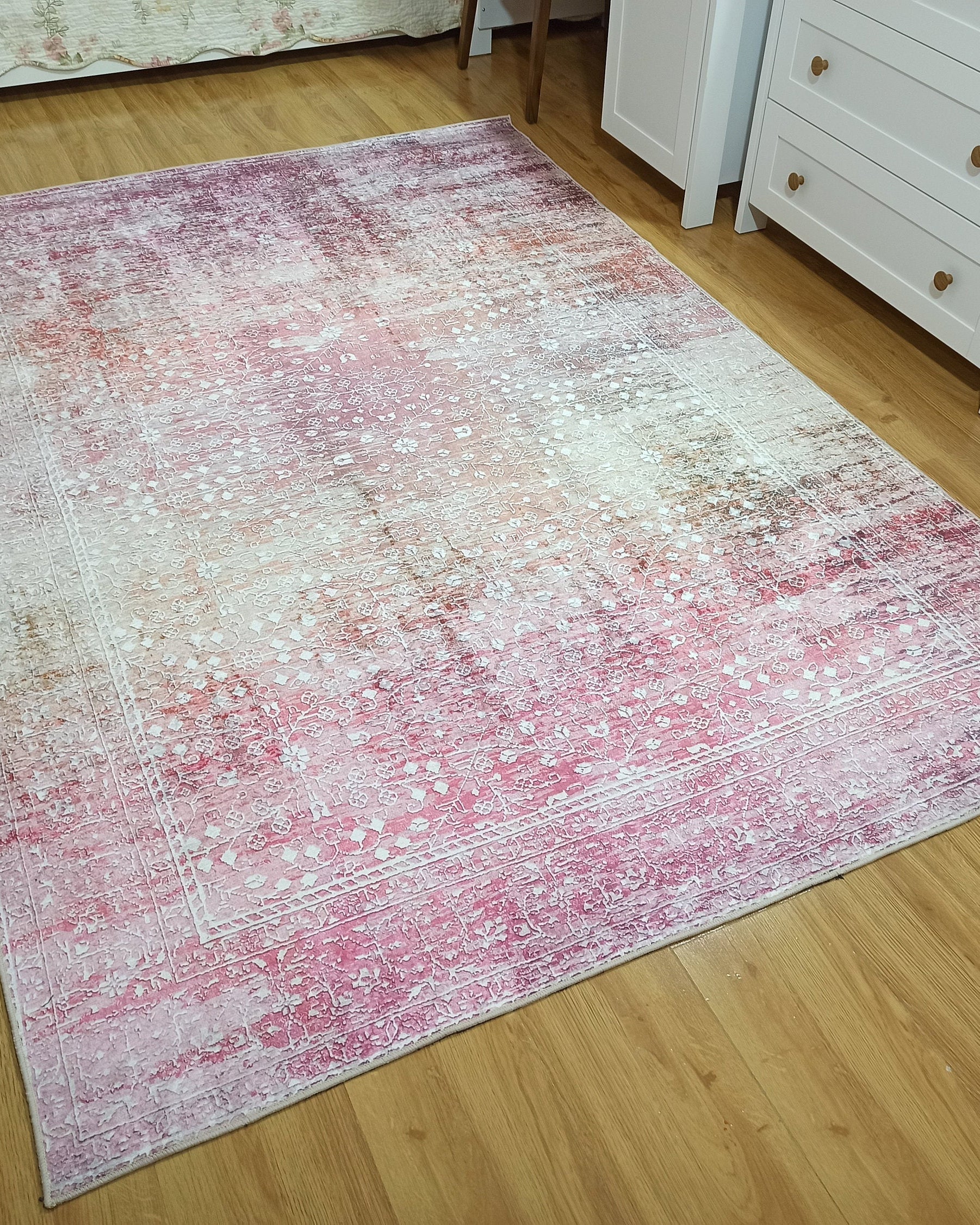 Chloé Rug Turkish Blush Beige Pink White Rug