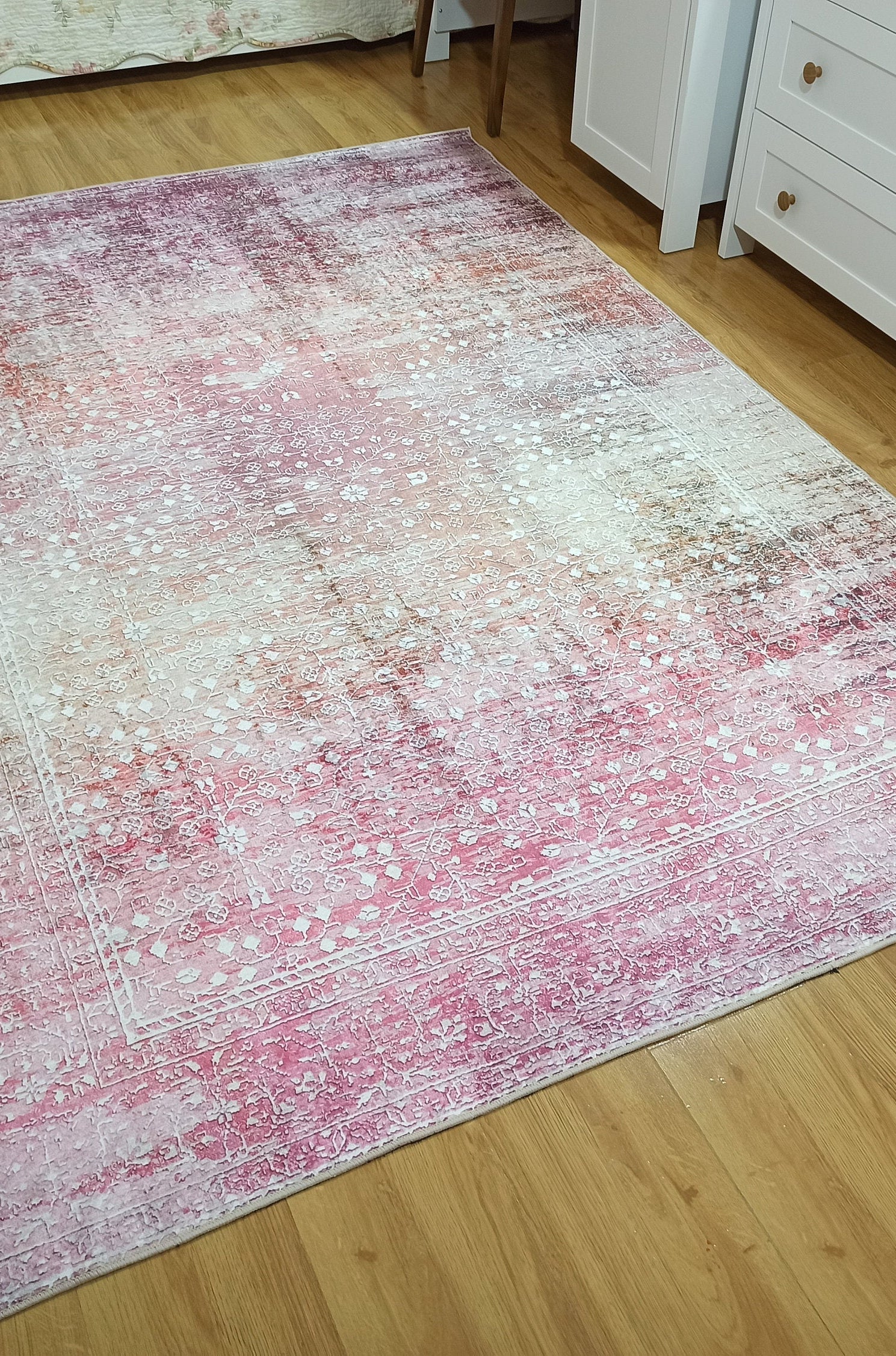 Chloé Rug Turkish Blush Beige Pink White Rug