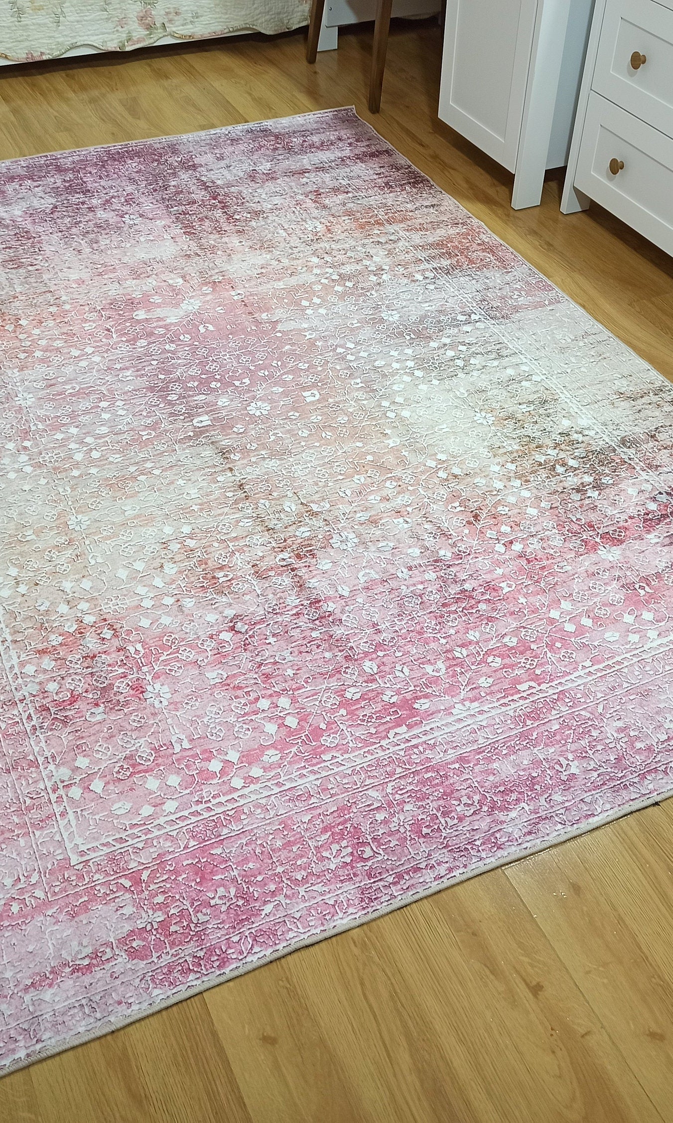 Chloé Rug Turkish Blush Beige Pink White Rug
