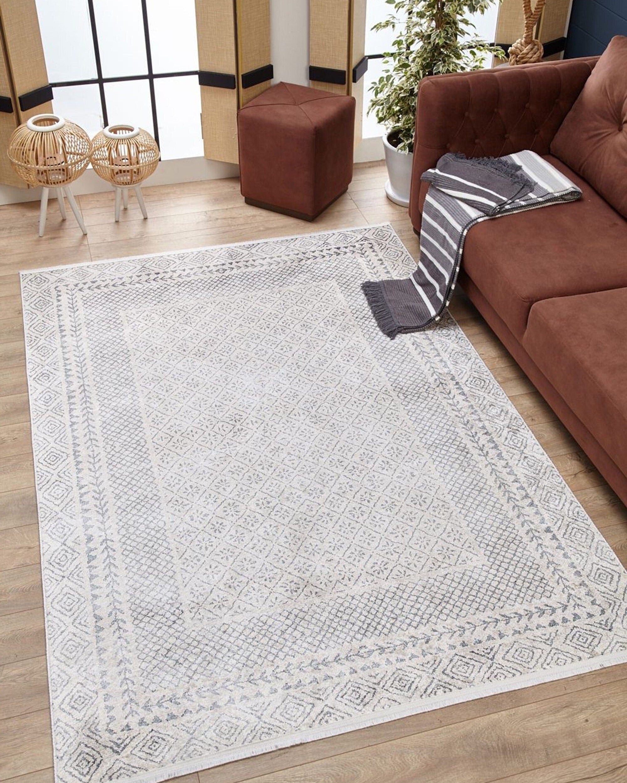Diala Neutral Distressed Turkish White Gray Rug